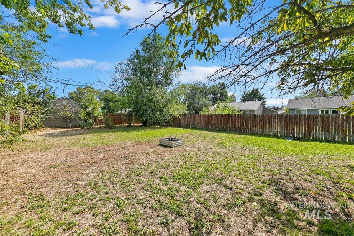 612 S Banner Street Property Photo 43