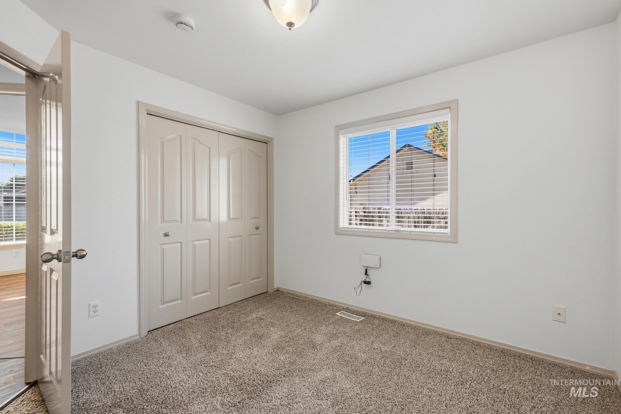 2910 W Foxtrotter Drive Property Photo 28