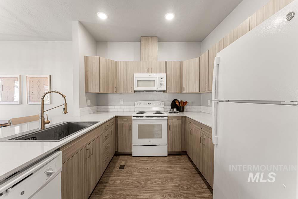 4264 N Reed Ln Property Photo 11