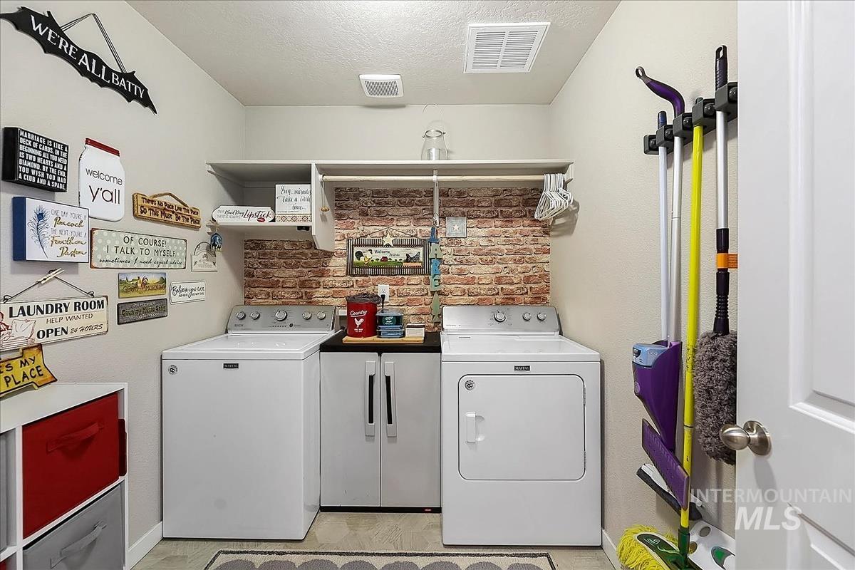 16798 Loggia Ave Property Photo 11