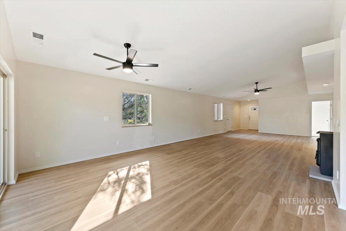 213 Lainey Lane Property Photo 10