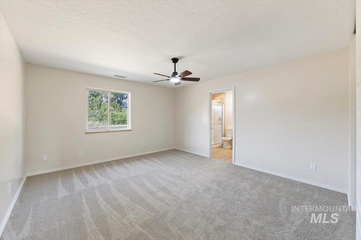 213 Lainey Lane Property Photo 20