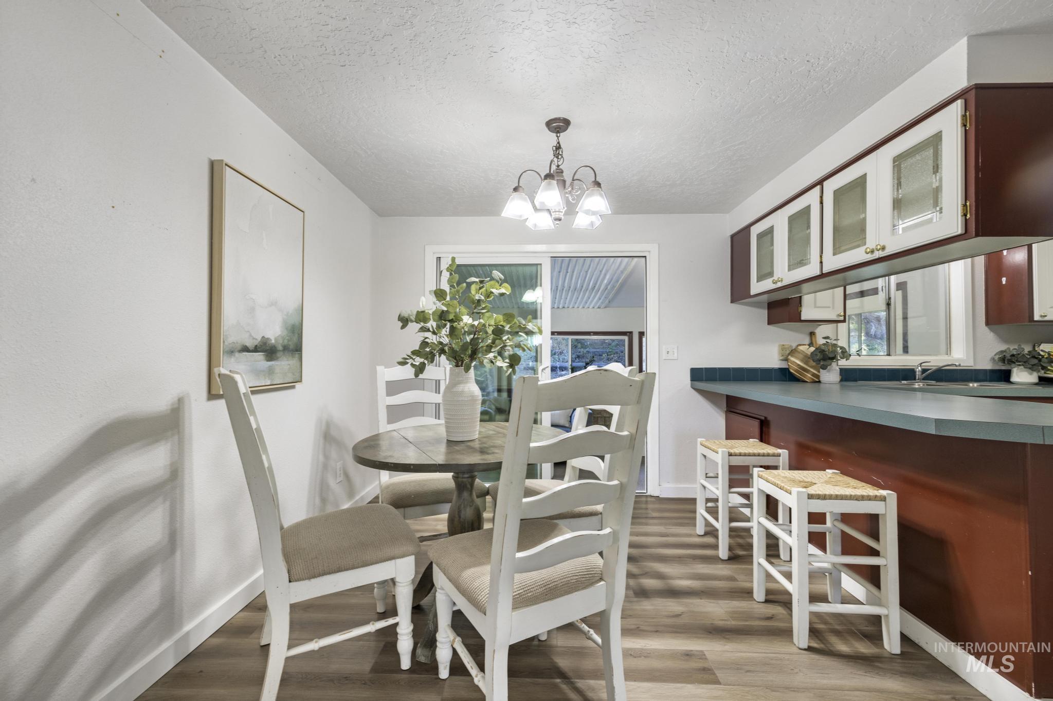 2672 S 1050 E Property Photo 10