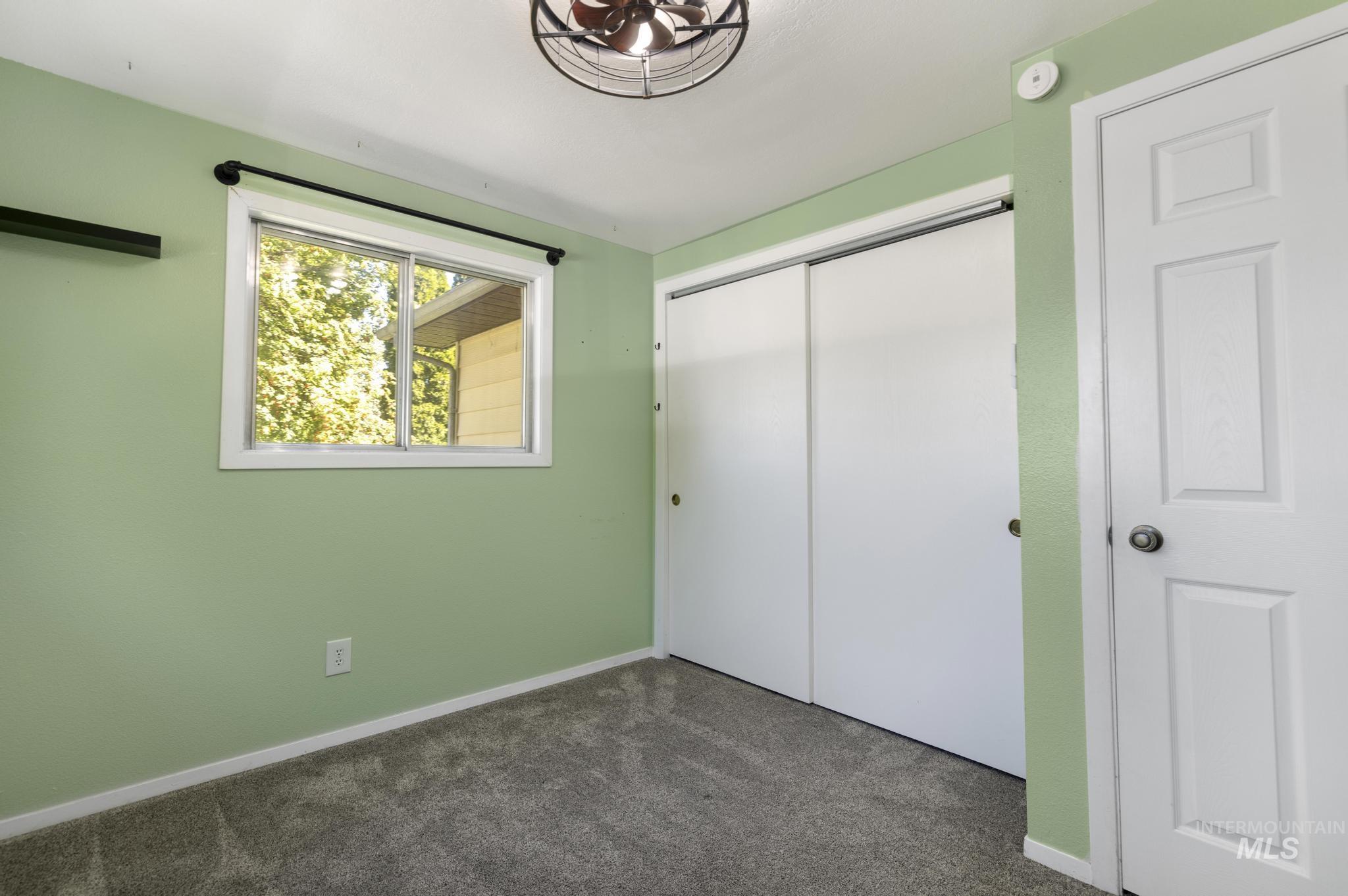 2672 S 1050 E Property Photo 19