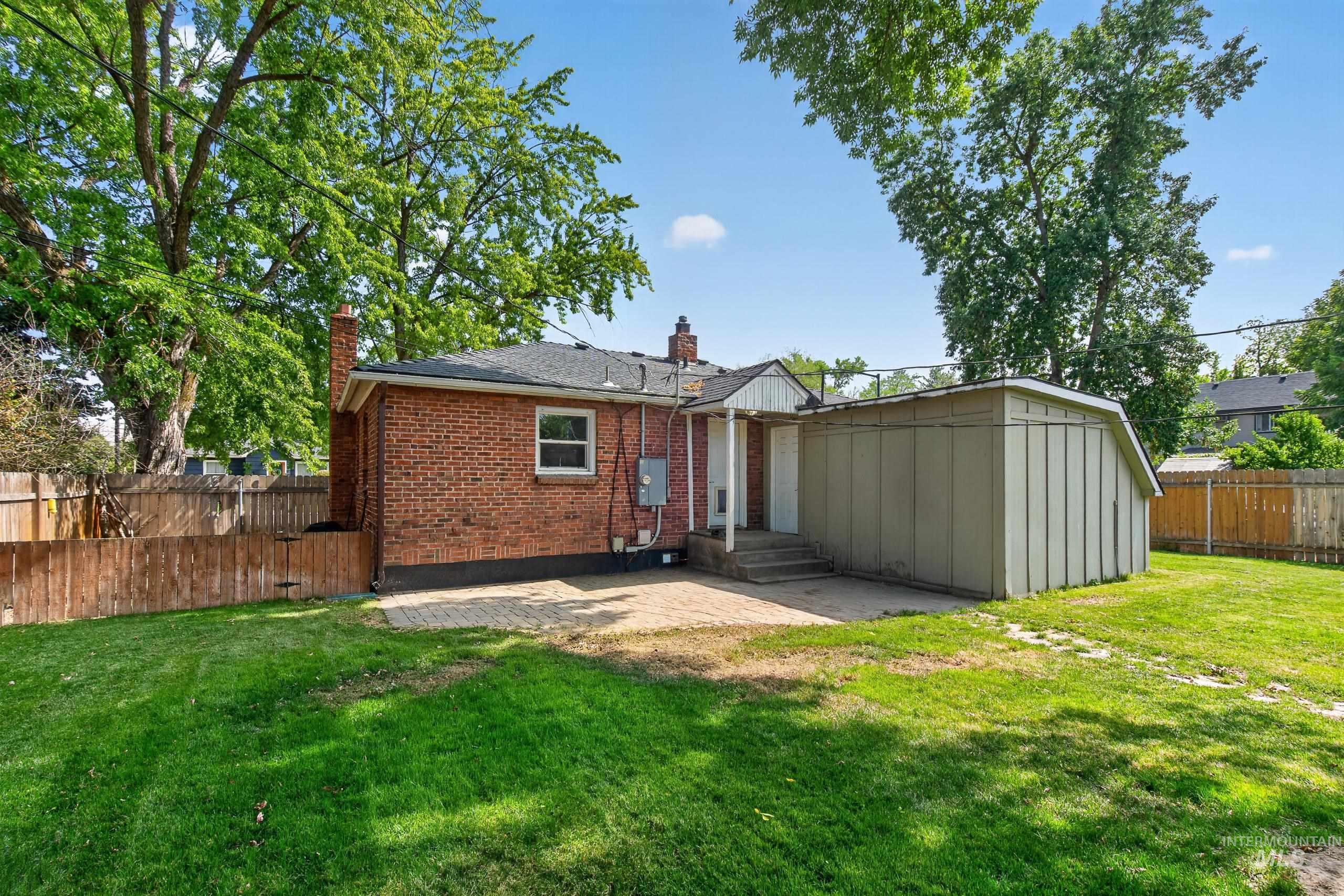 1403 S Columbus St Property Photo 37