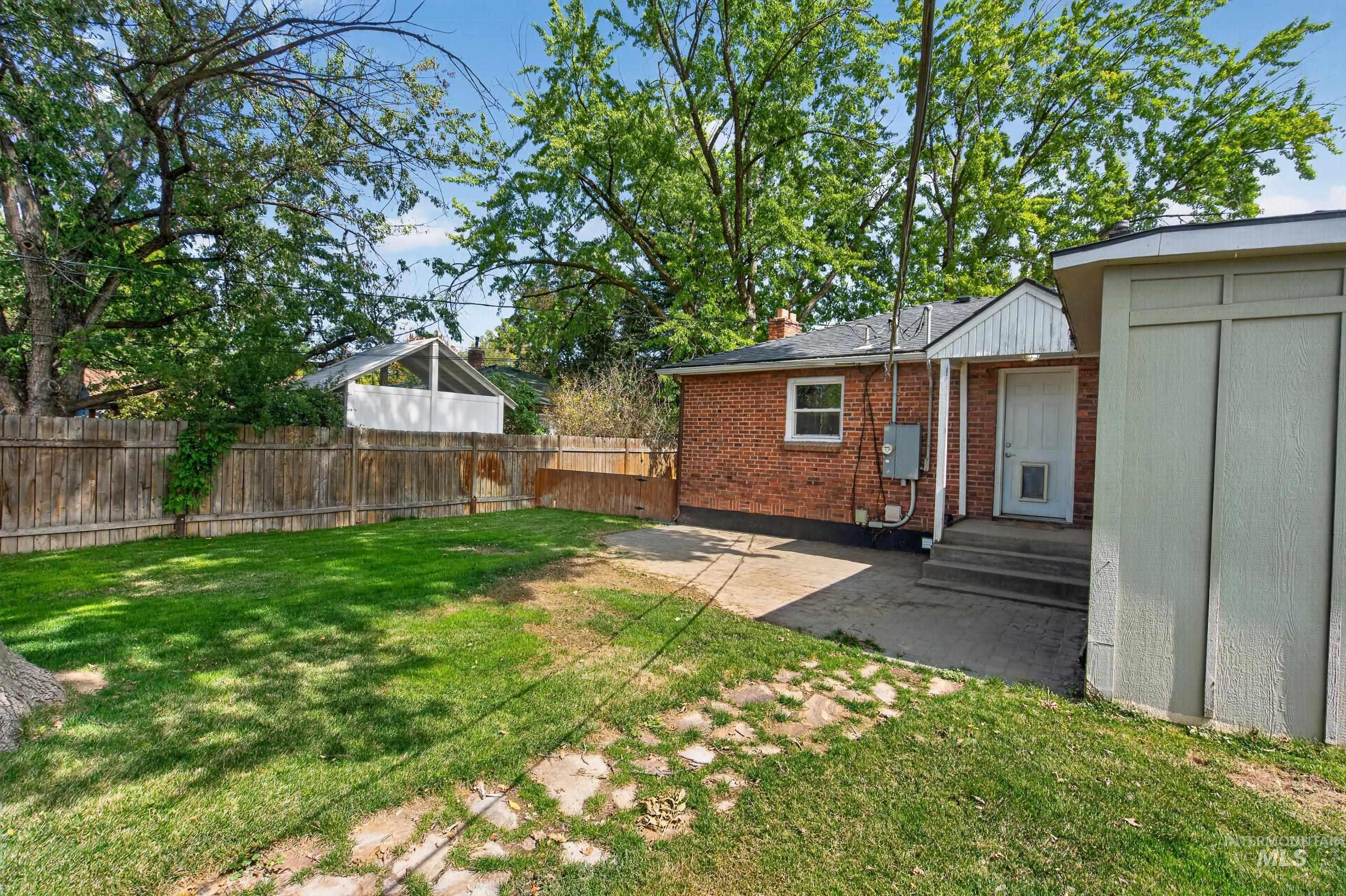 1403 S Columbus St Property Photo 42