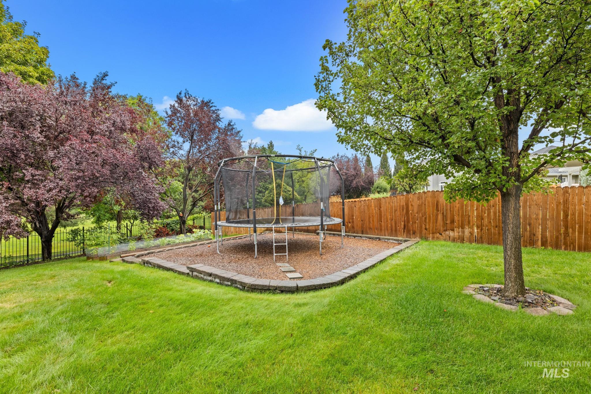 2664 S Goshen Way Property Photo 47