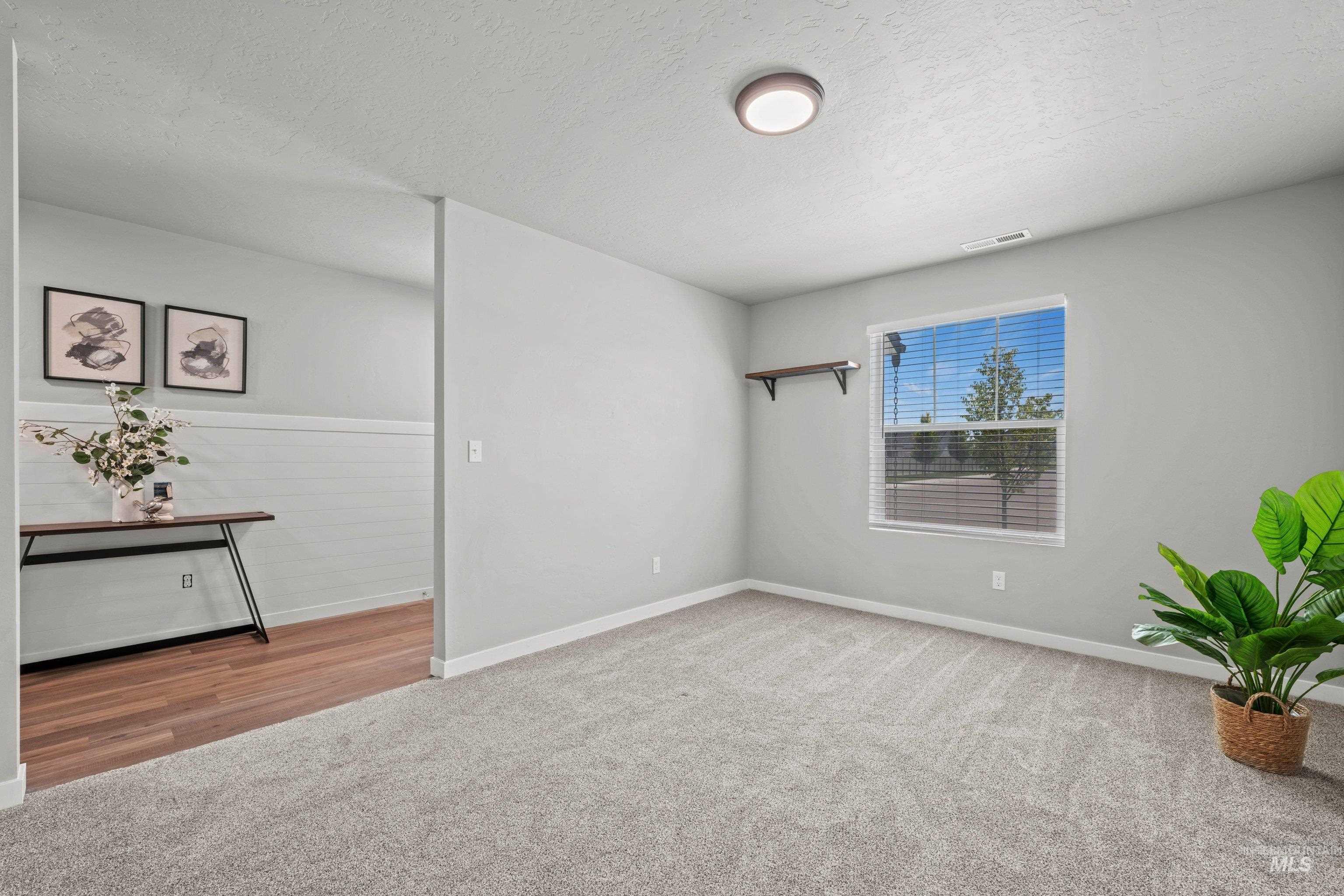 530 W Screech Owl Dr. Property Photo 10