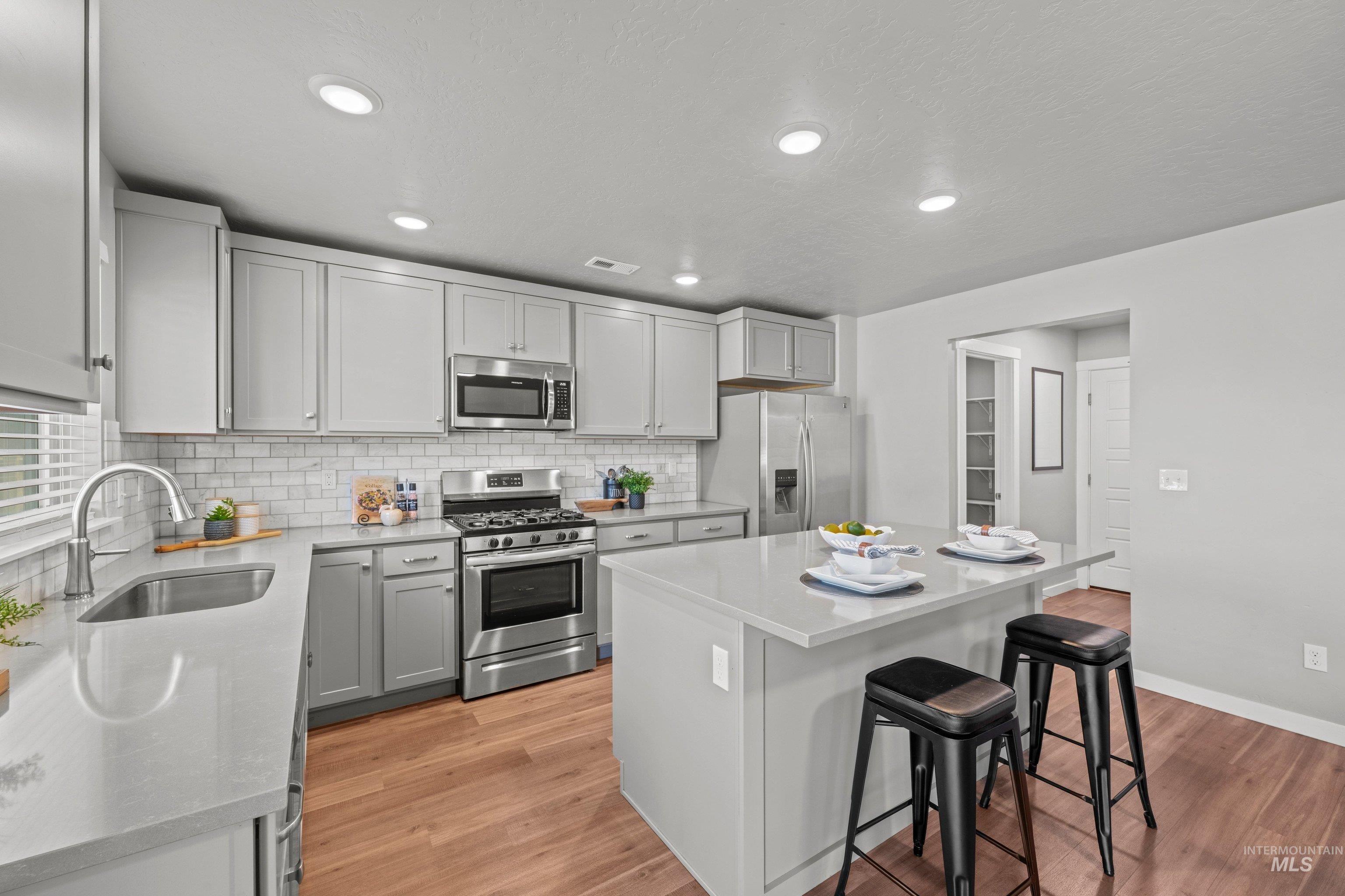 530 W Screech Owl Dr. Property Photo 14