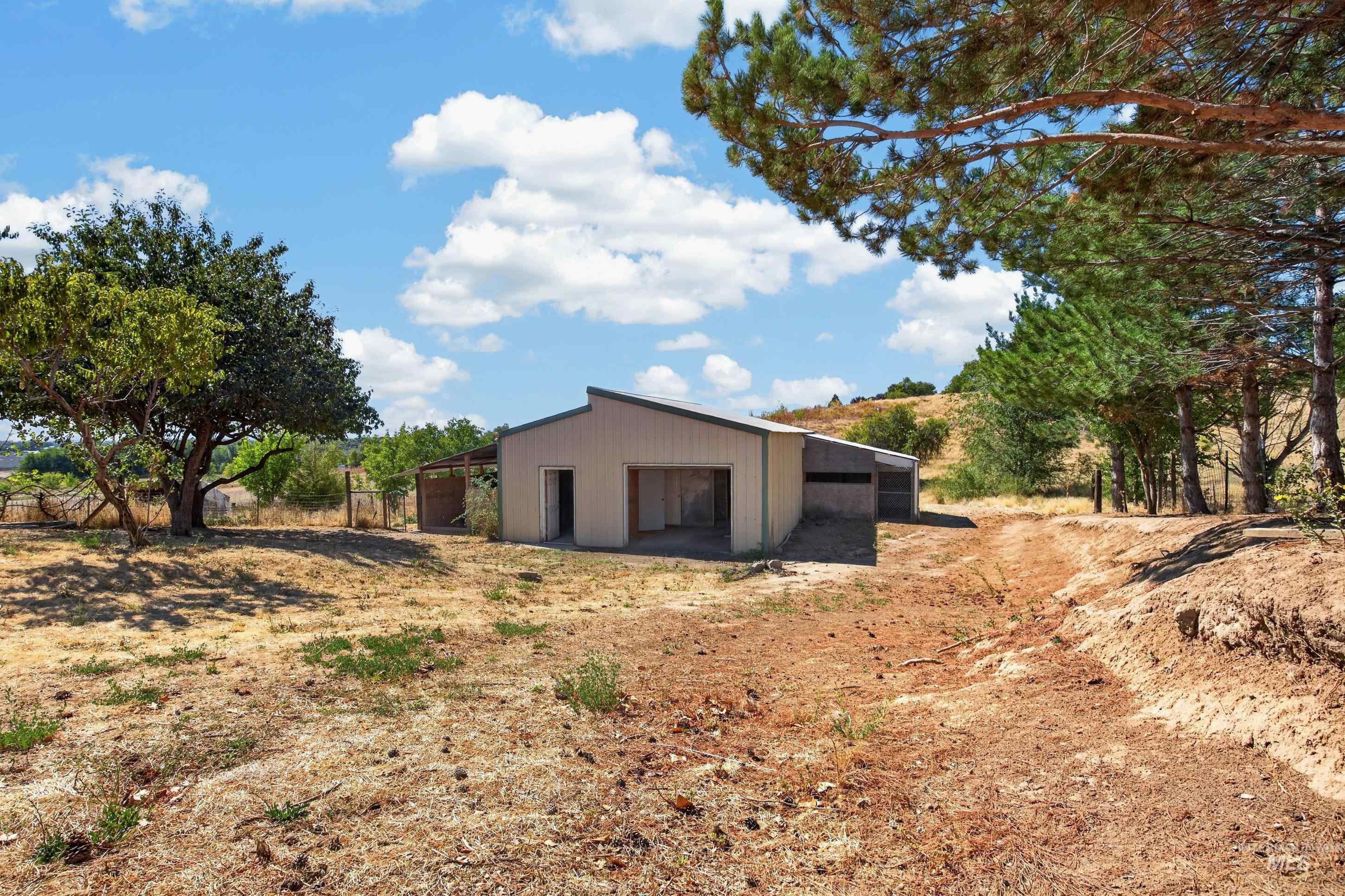 9590 Foothill Rd Property Photo 38