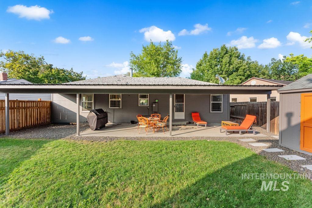 425 N Riverview Dr Property Photo 30