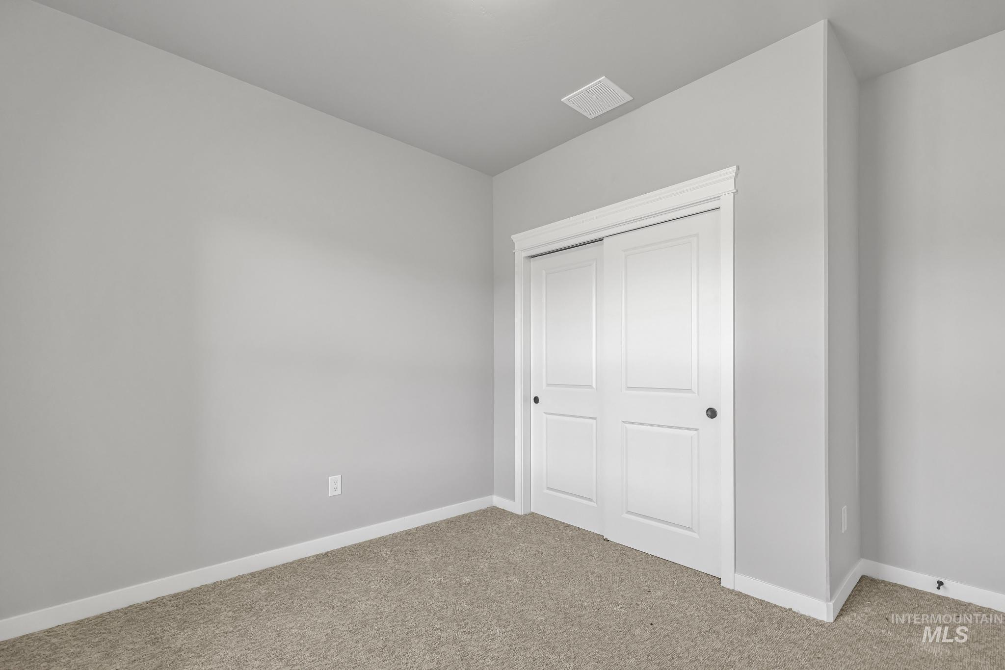 290 Locust St Property Photo 29