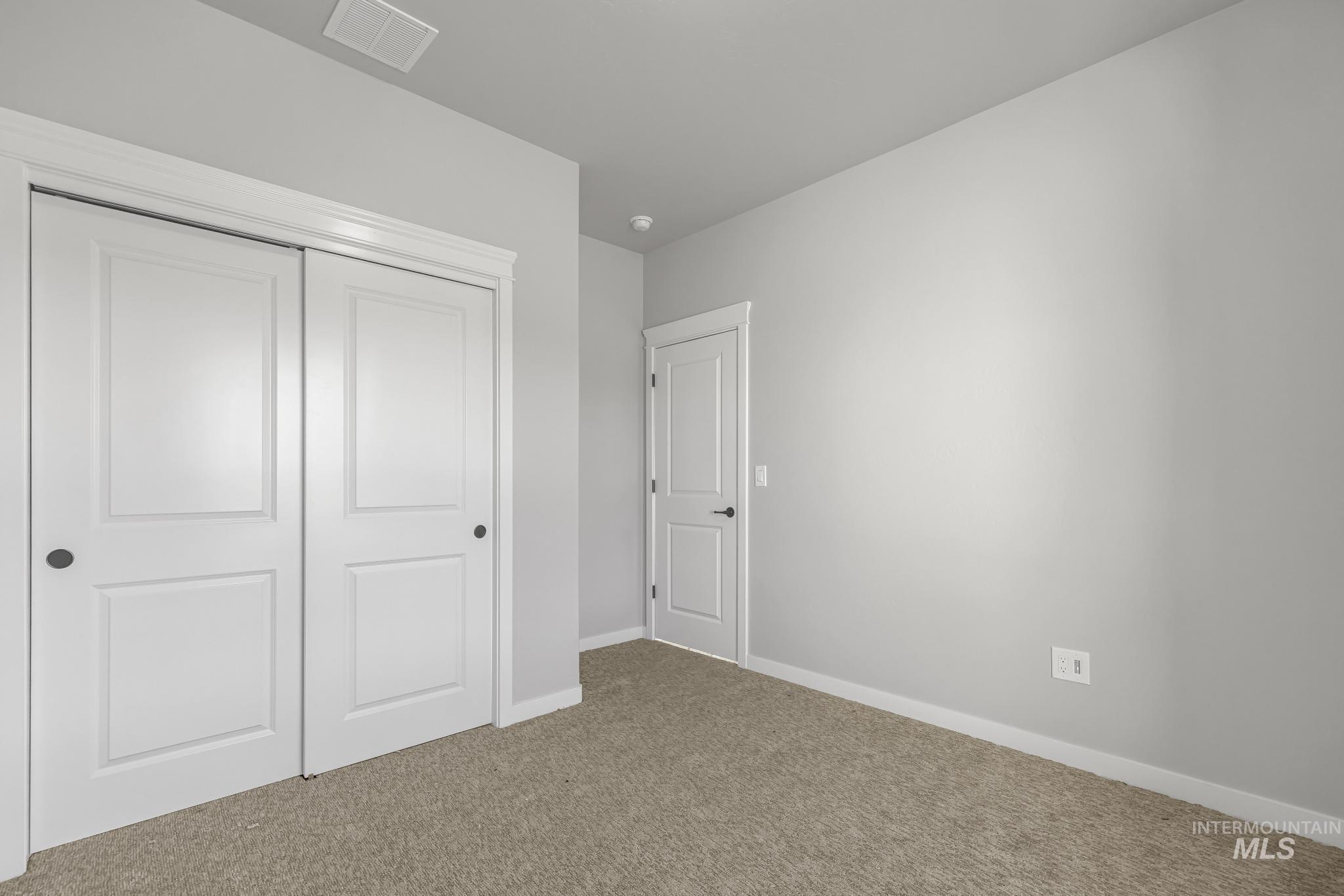 290 Locust St Property Photo 30