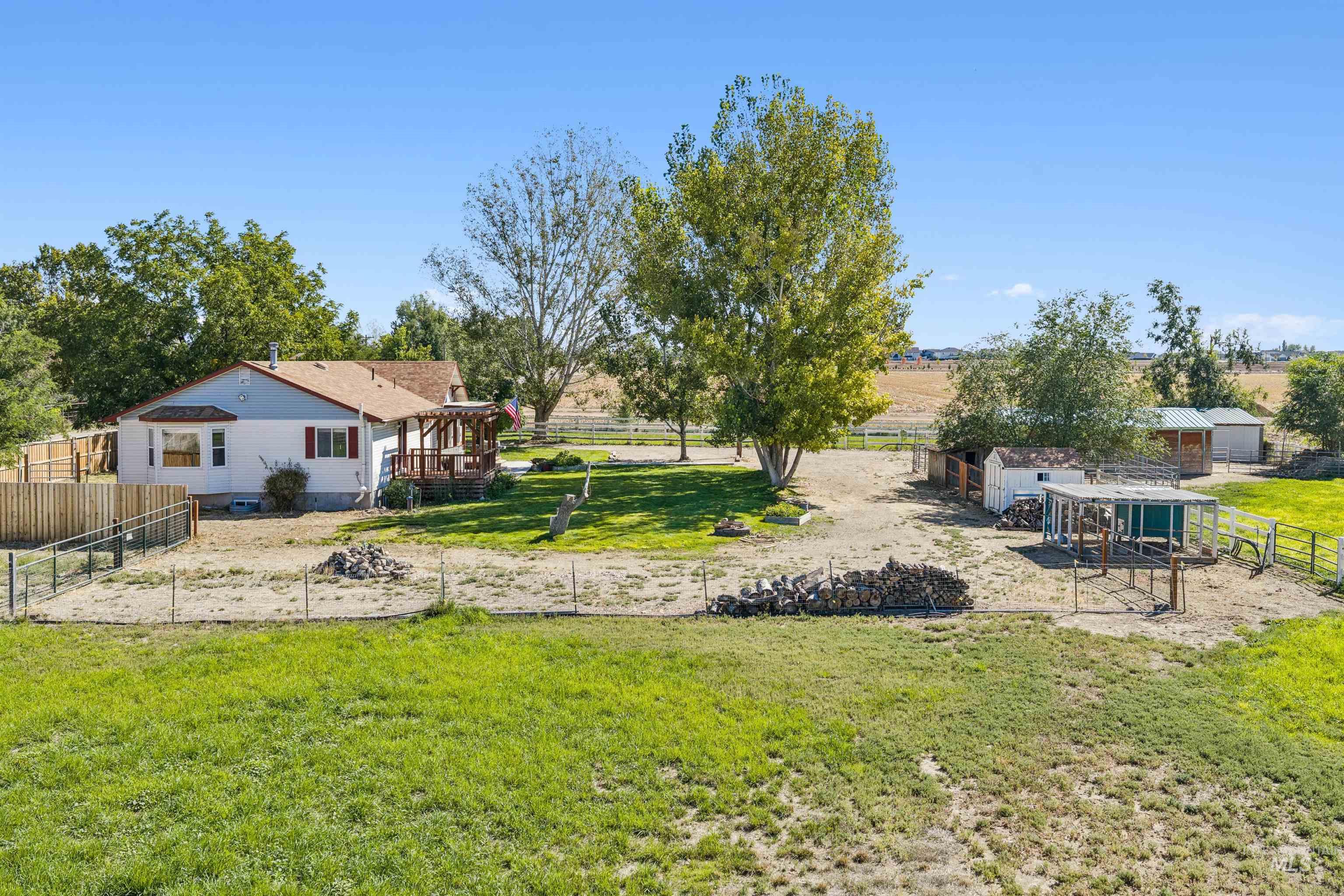 4365 W Lake Hazel Road Property Photo 40