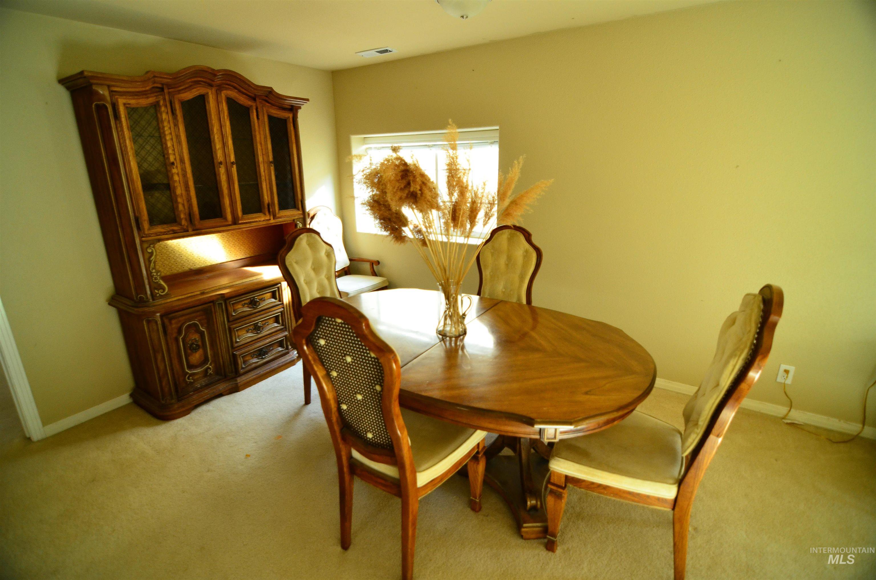 690 S Granite Way Property Photo 21