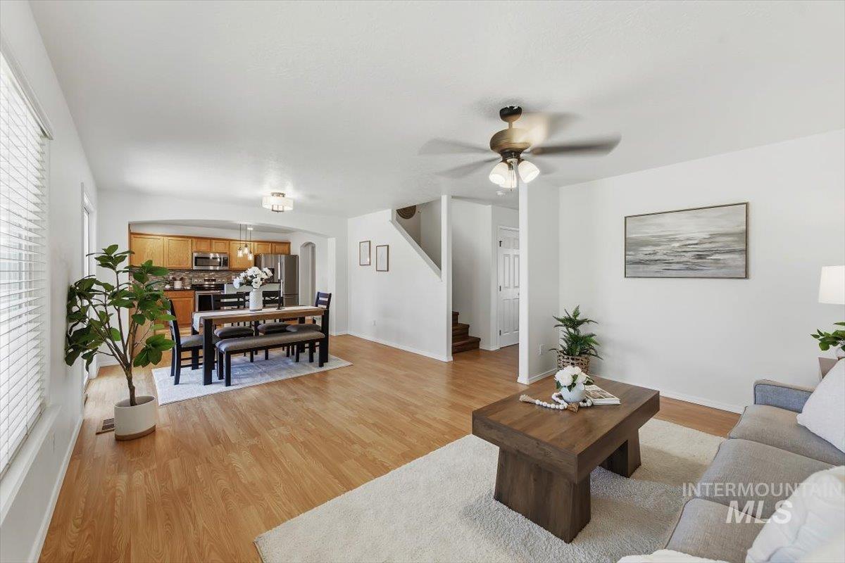 4684 Blue Creek Ct Property Photo 10