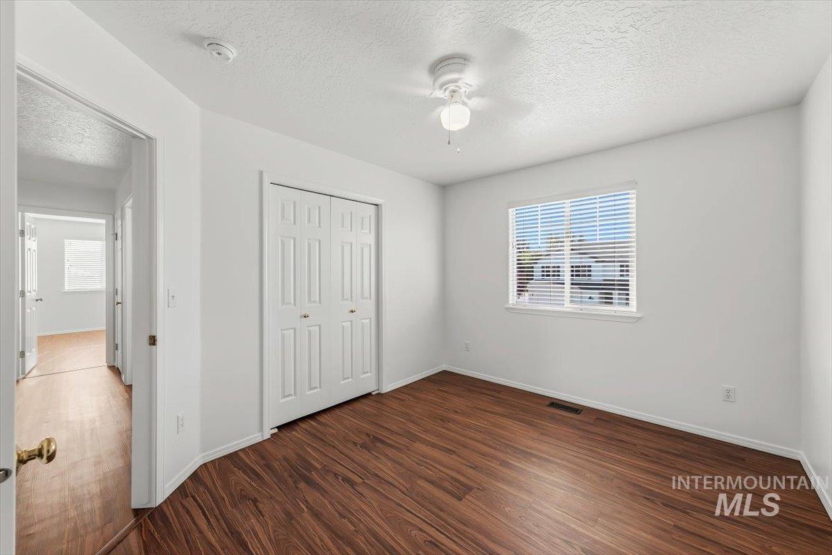 4684 Blue Creek Ct Property Photo 33
