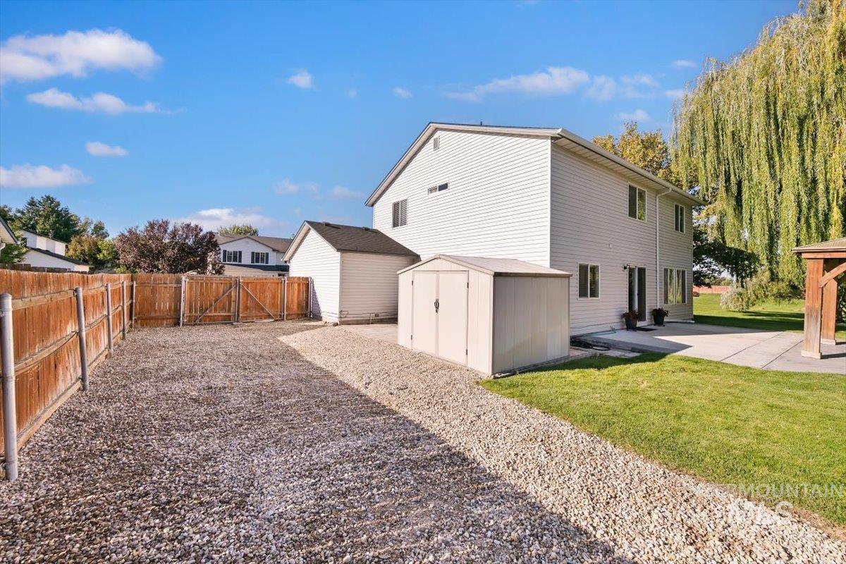 4684 Blue Creek Ct Property Photo 42