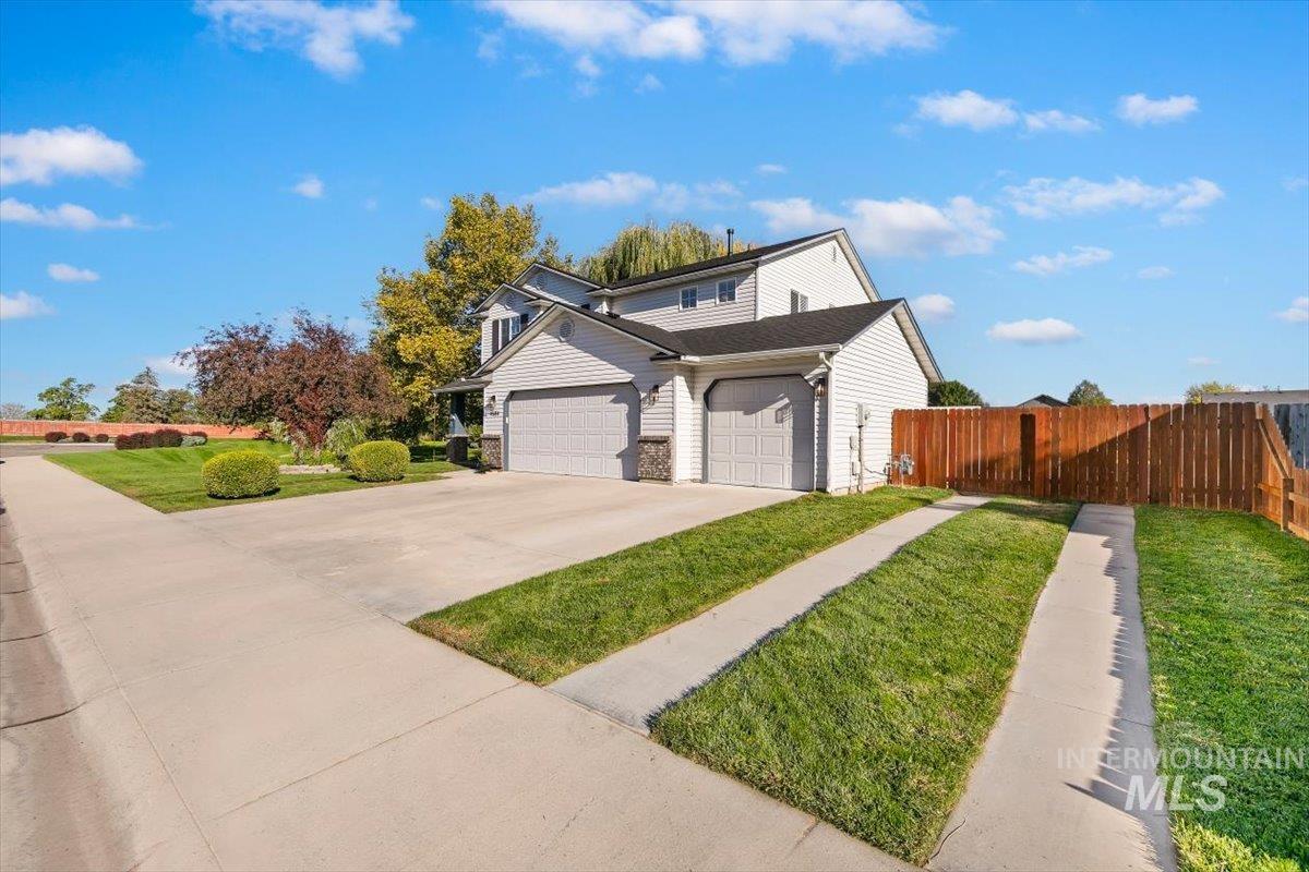 4684 Blue Creek Ct Property Photo 46