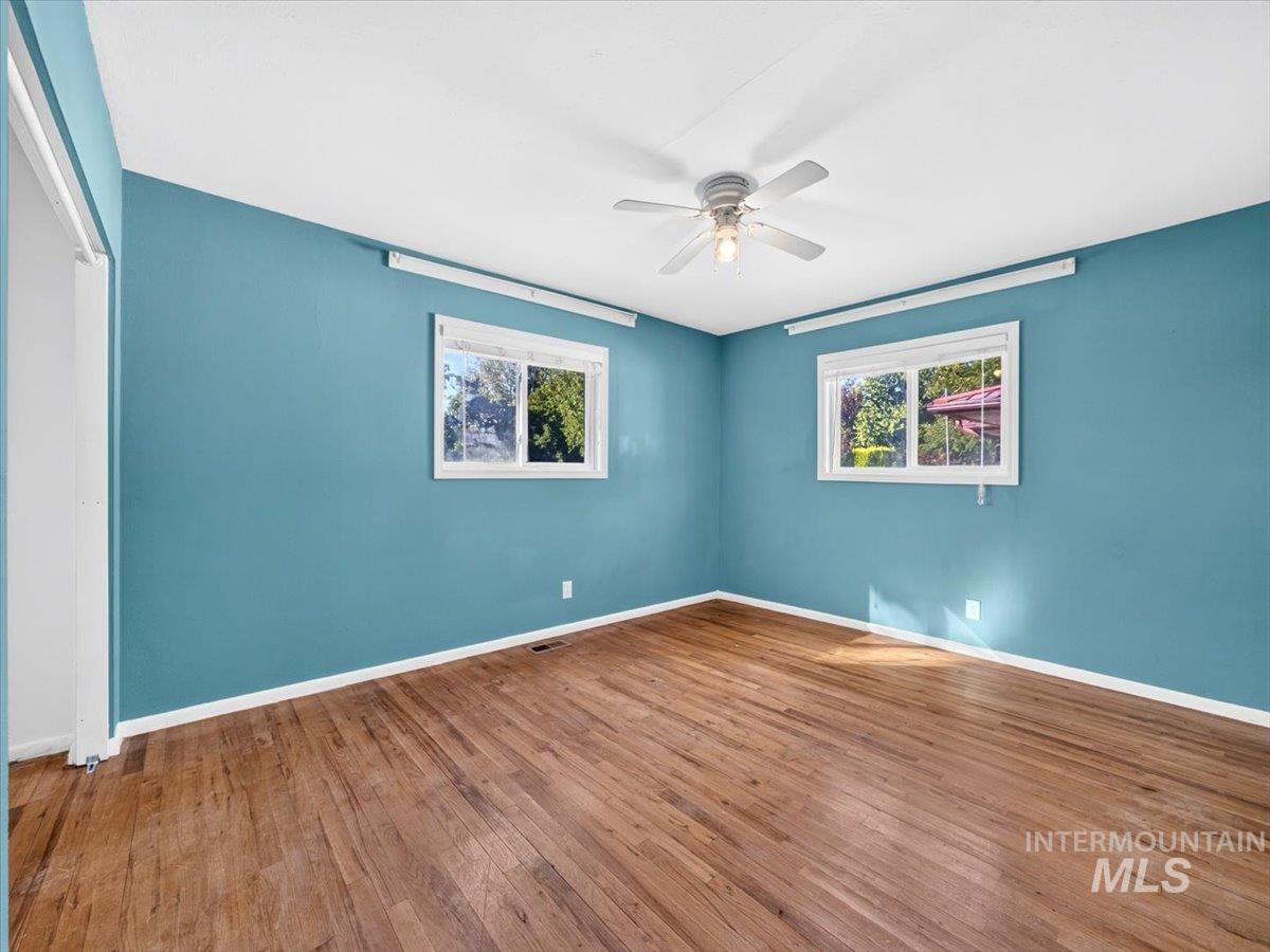 252 South East Boulevard Property Photo 8