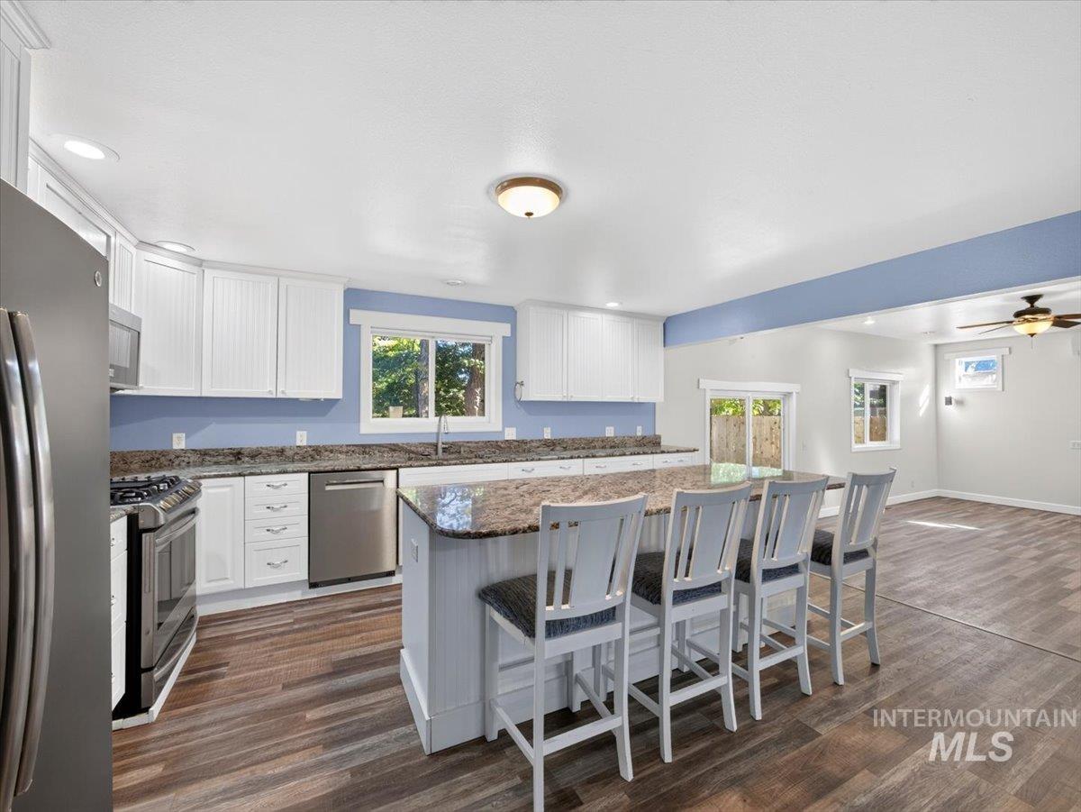252 South East Boulevard Property Photo 15