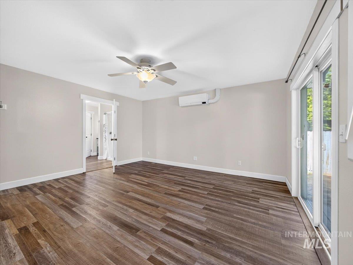 252 South East Boulevard Property Photo 23