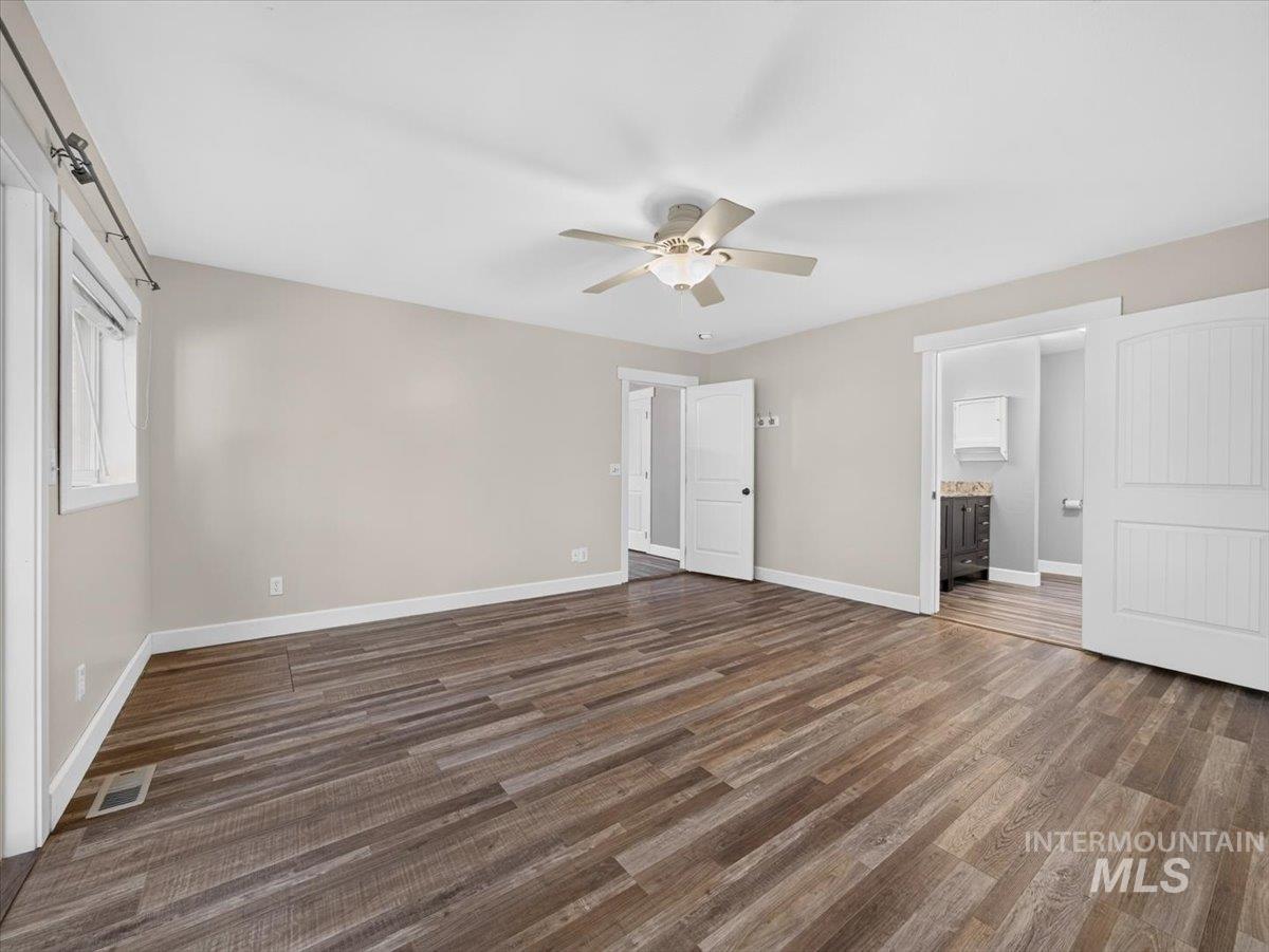 252 South East Boulevard Property Photo 24