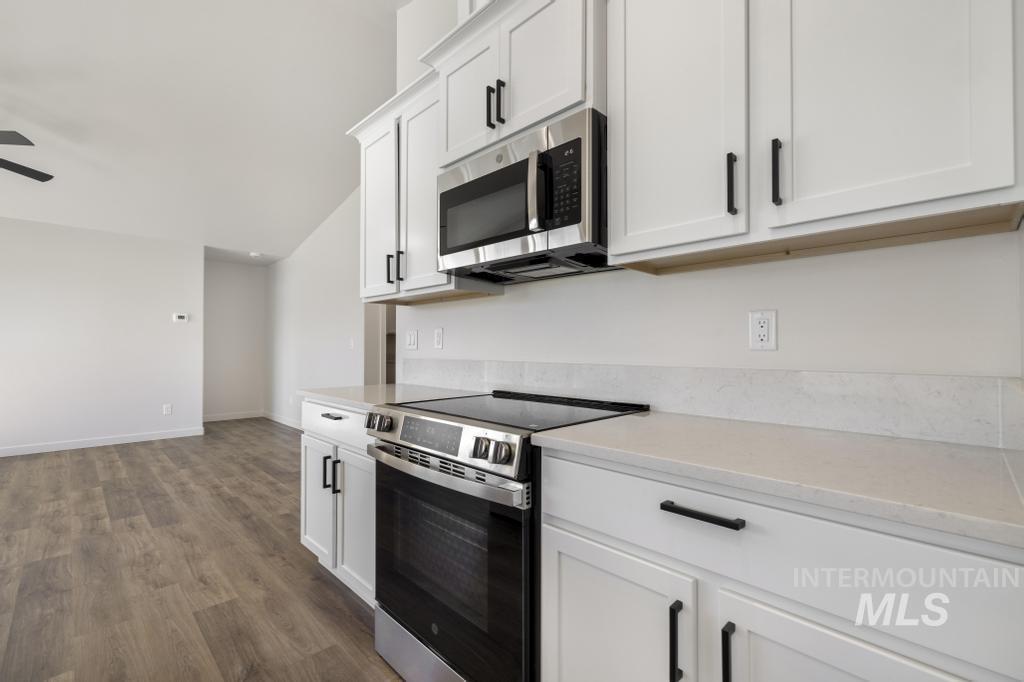 427 Rock Dove Loop Property Photo 10