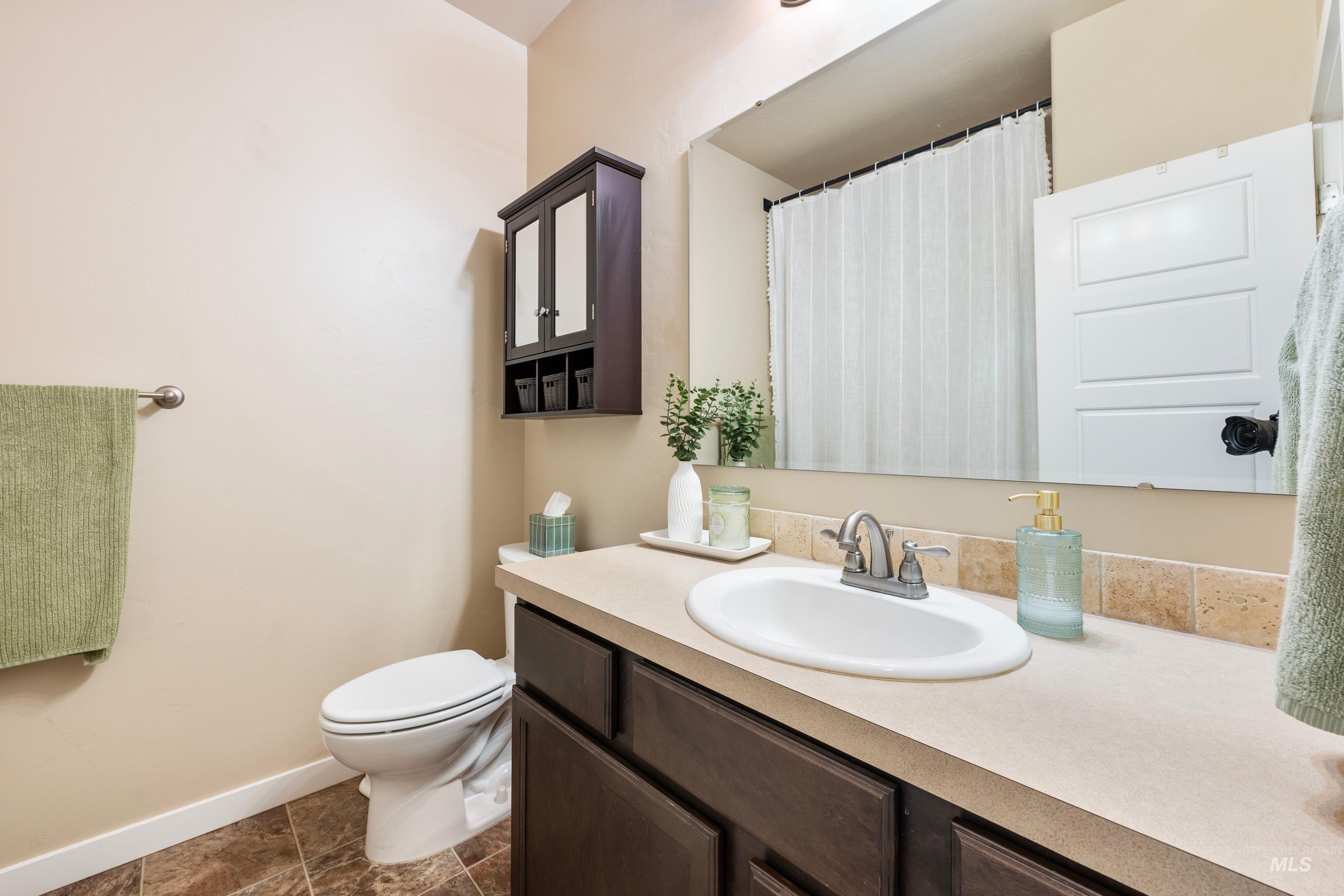1294 E. Yucca Canyon St. Property Photo 10