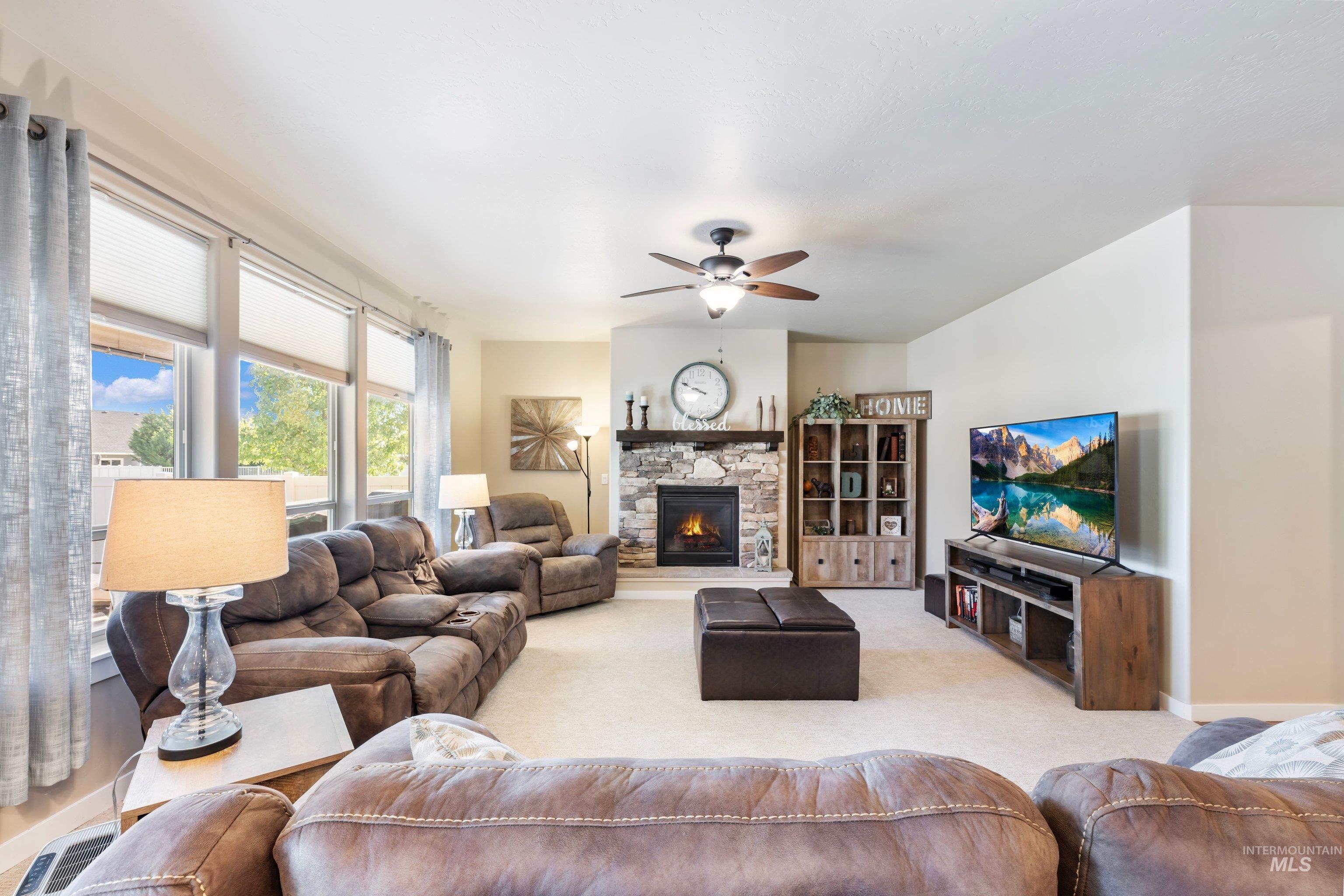 1294 E. Yucca Canyon St. Property Photo 17