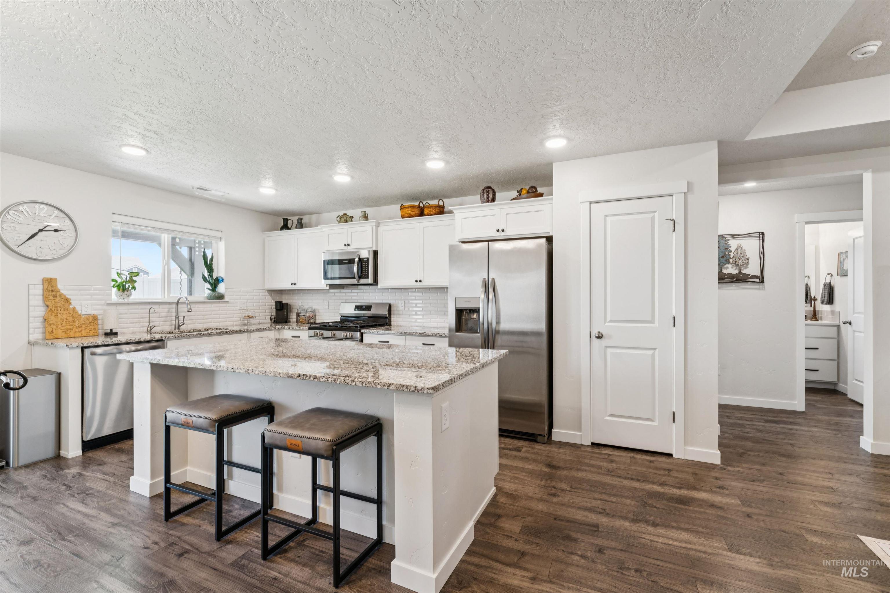 10361 Blackpool Ridge St Property Photo 11