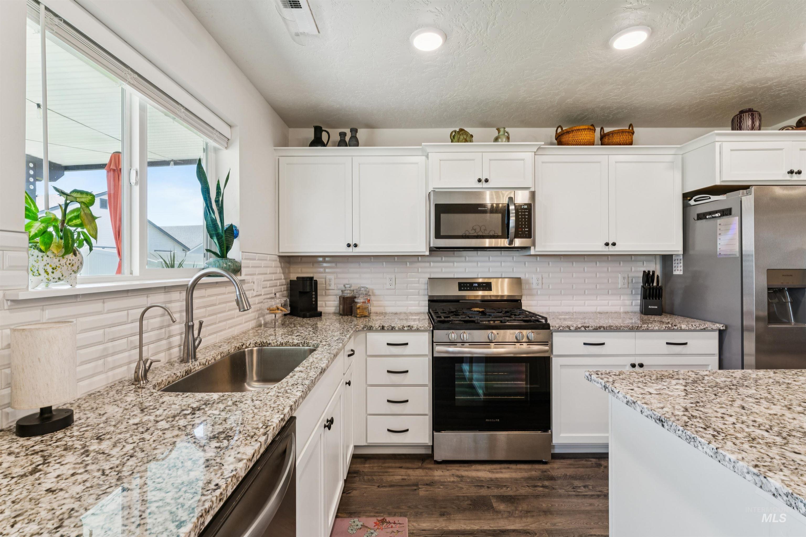 10361 Blackpool Ridge St Property Photo 14