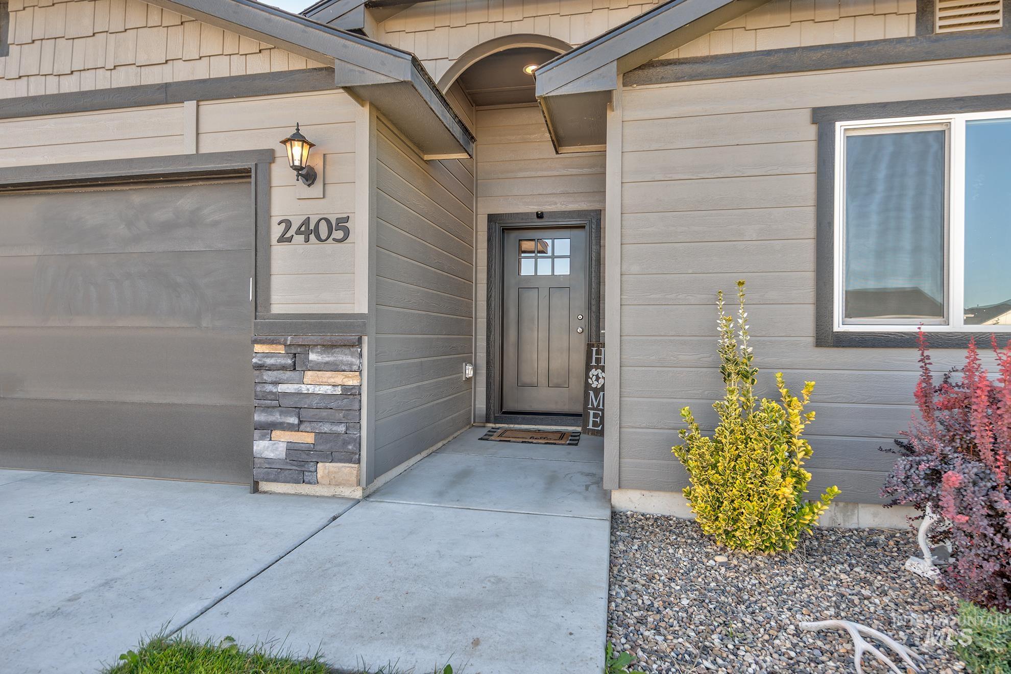 2405 Day Drive Property Photo 2