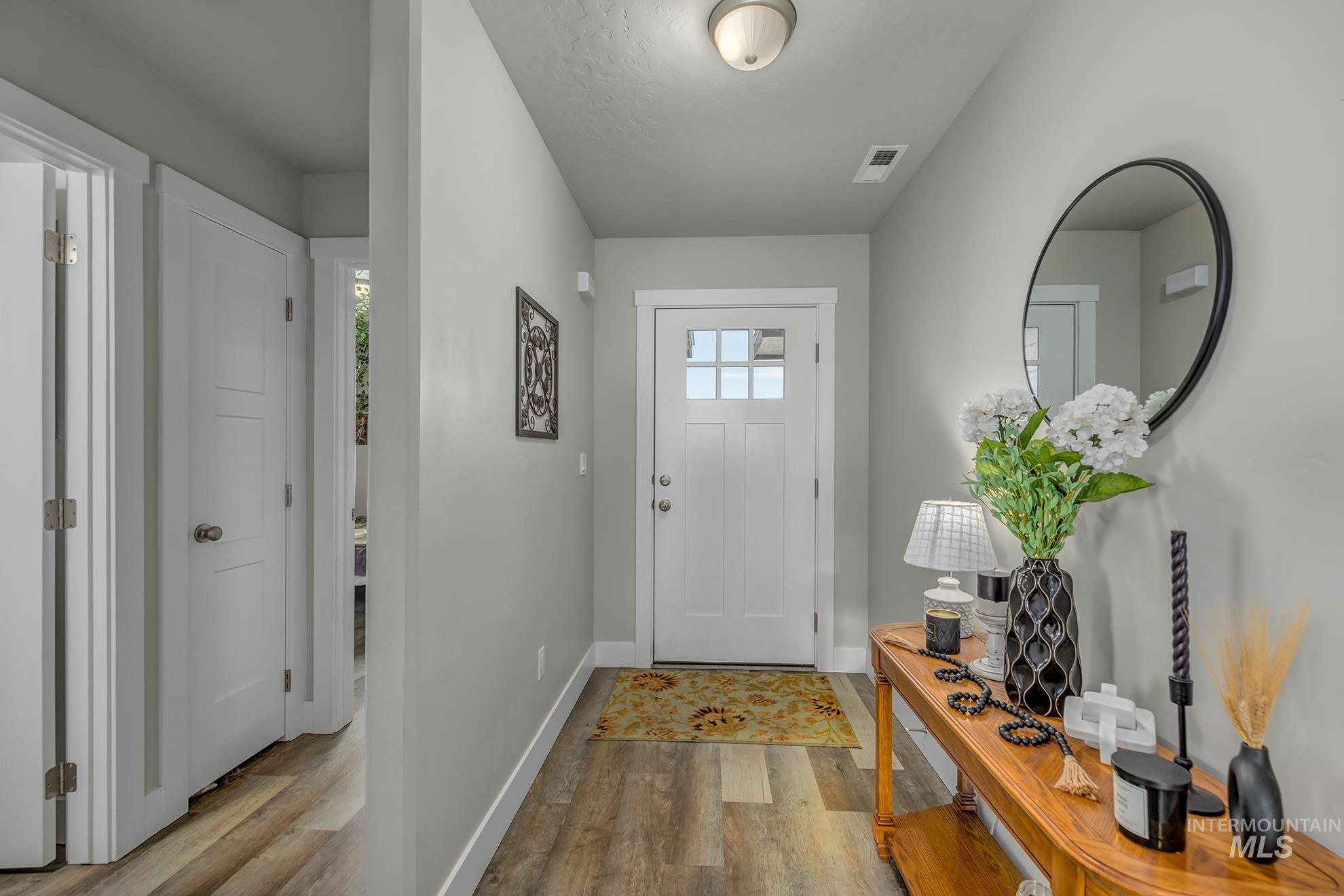 2405 Day Drive Property Photo 3