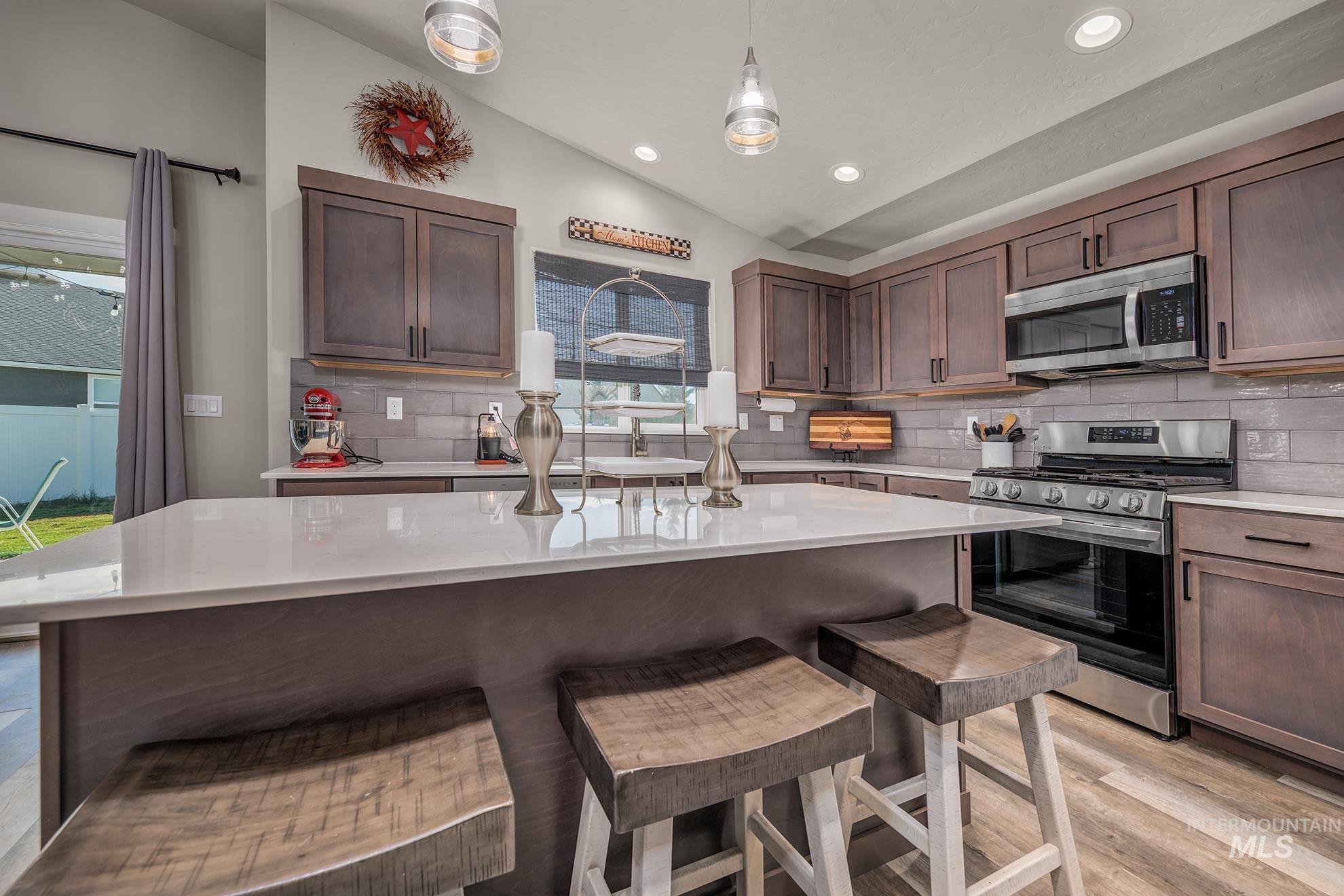 2405 Day Drive Property Photo 11