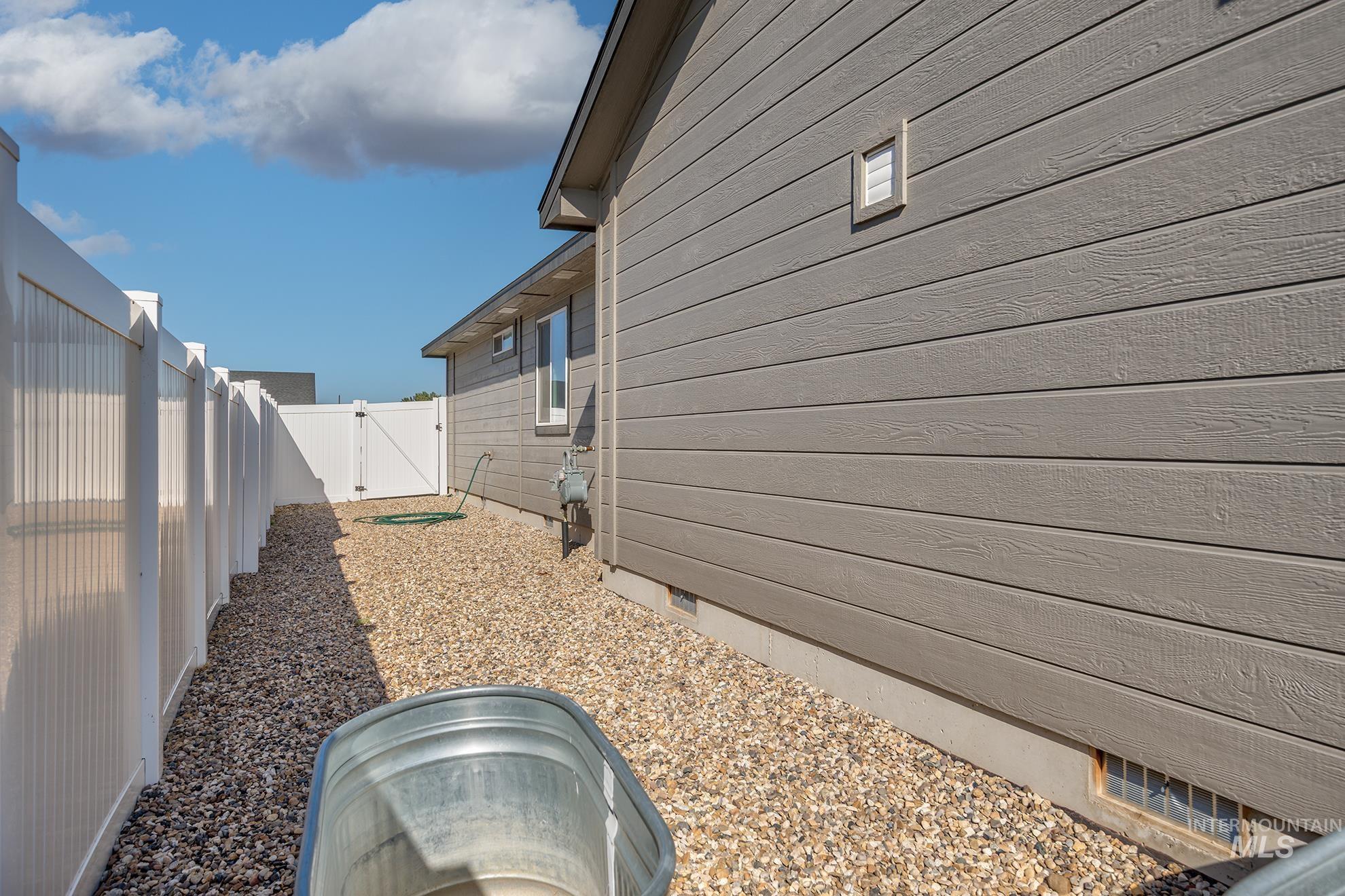 2405 Day Drive Property Photo 31