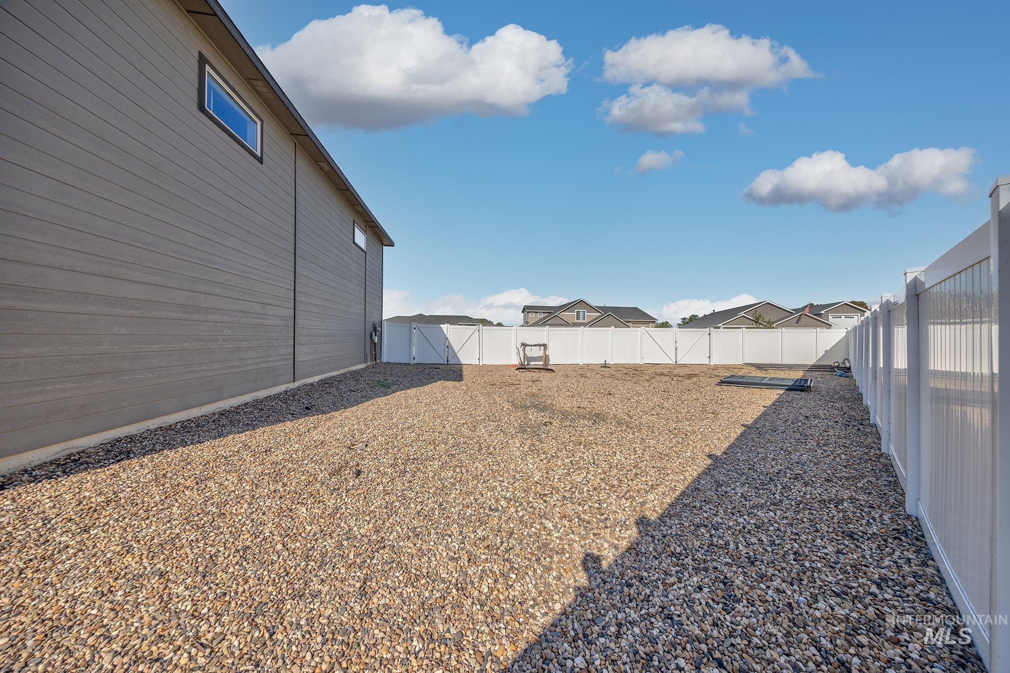 2405 Day Drive Property Photo 33