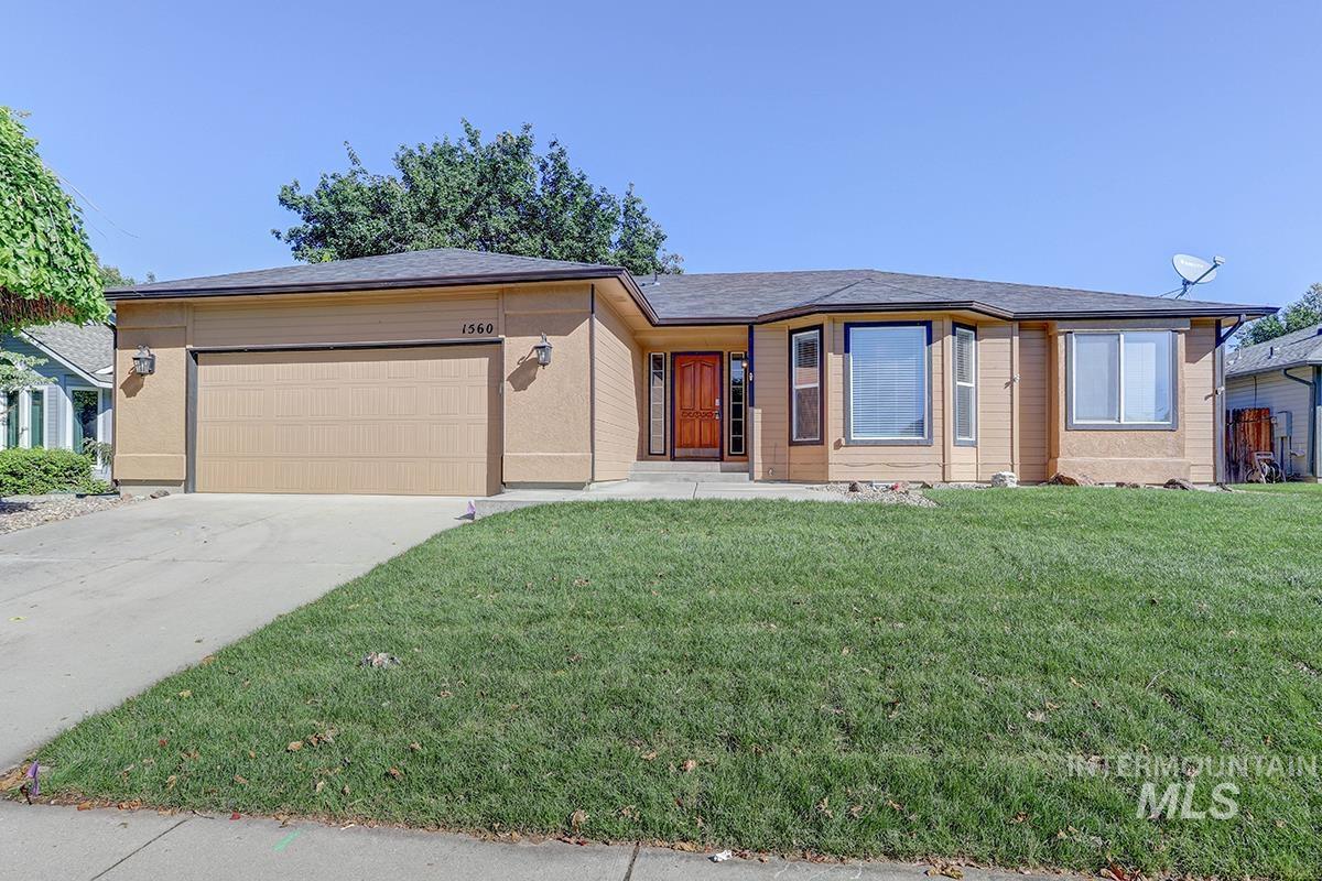 1560 E Falconrim Ct Property Photo 1
