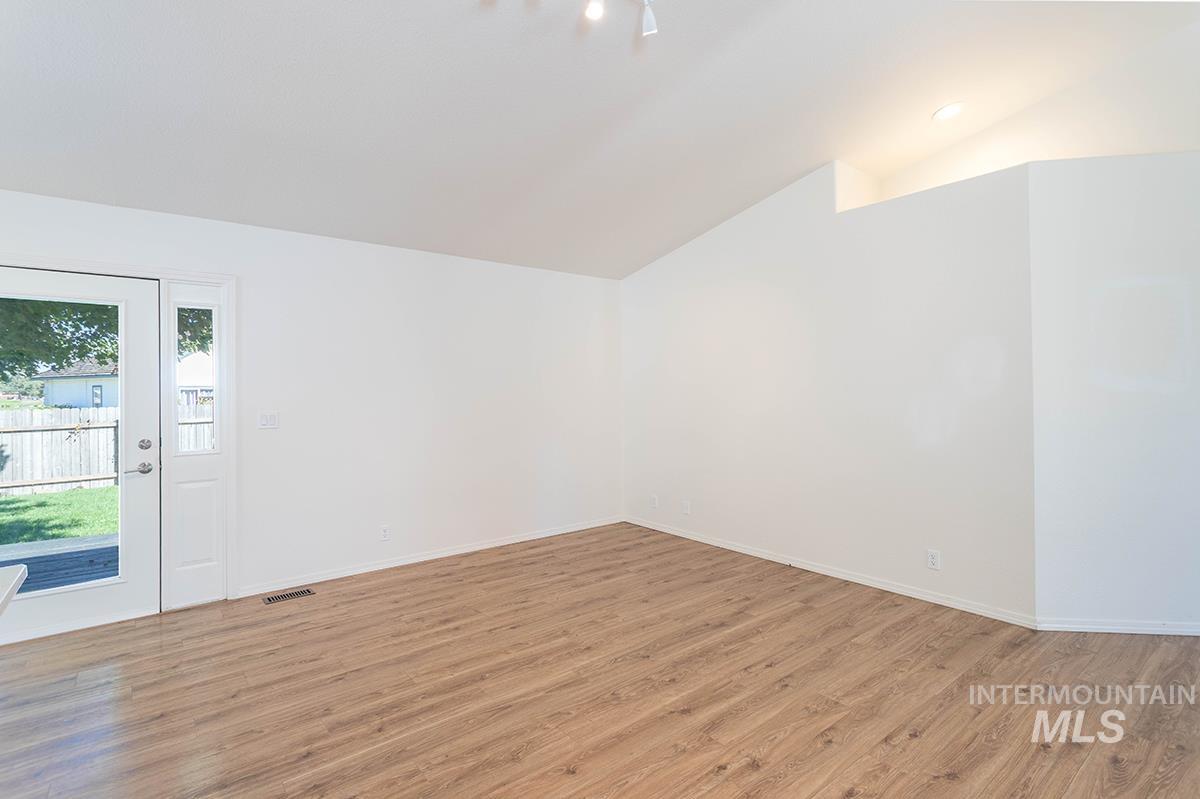 1560 E Falconrim Ct Property Photo 9