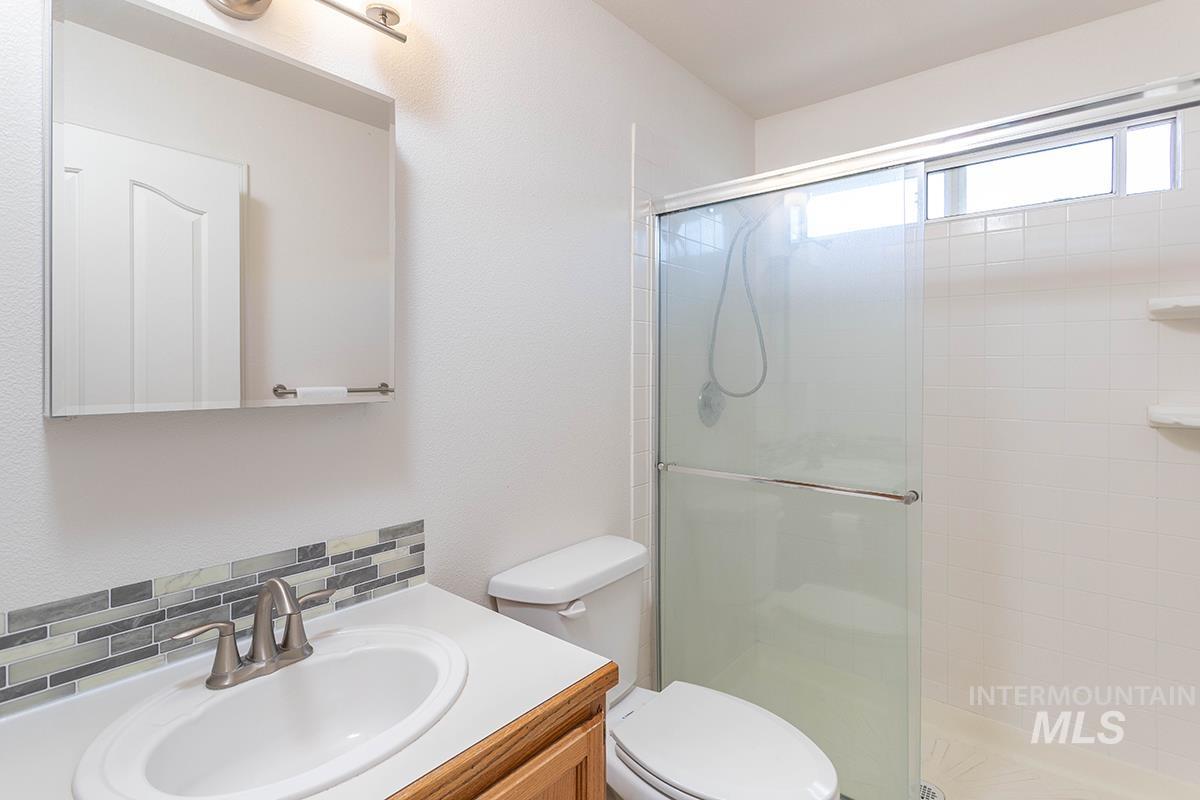 1560 E Falconrim Ct Property Photo 16