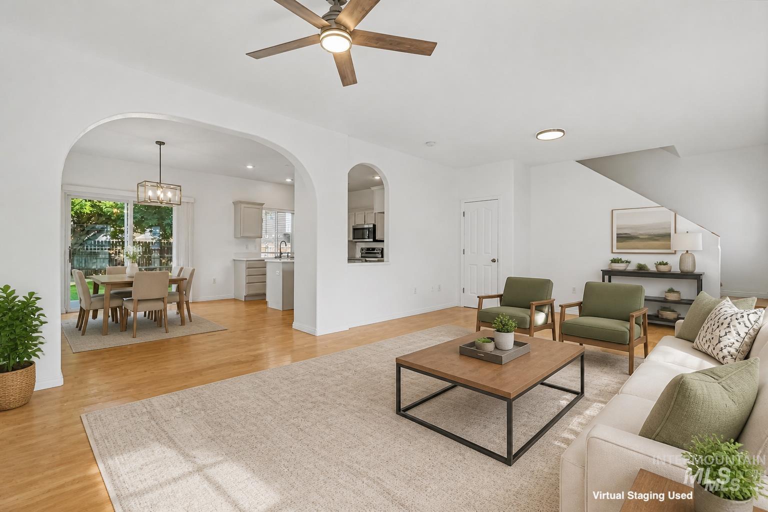 2564 N Monaco Property Photo 10
