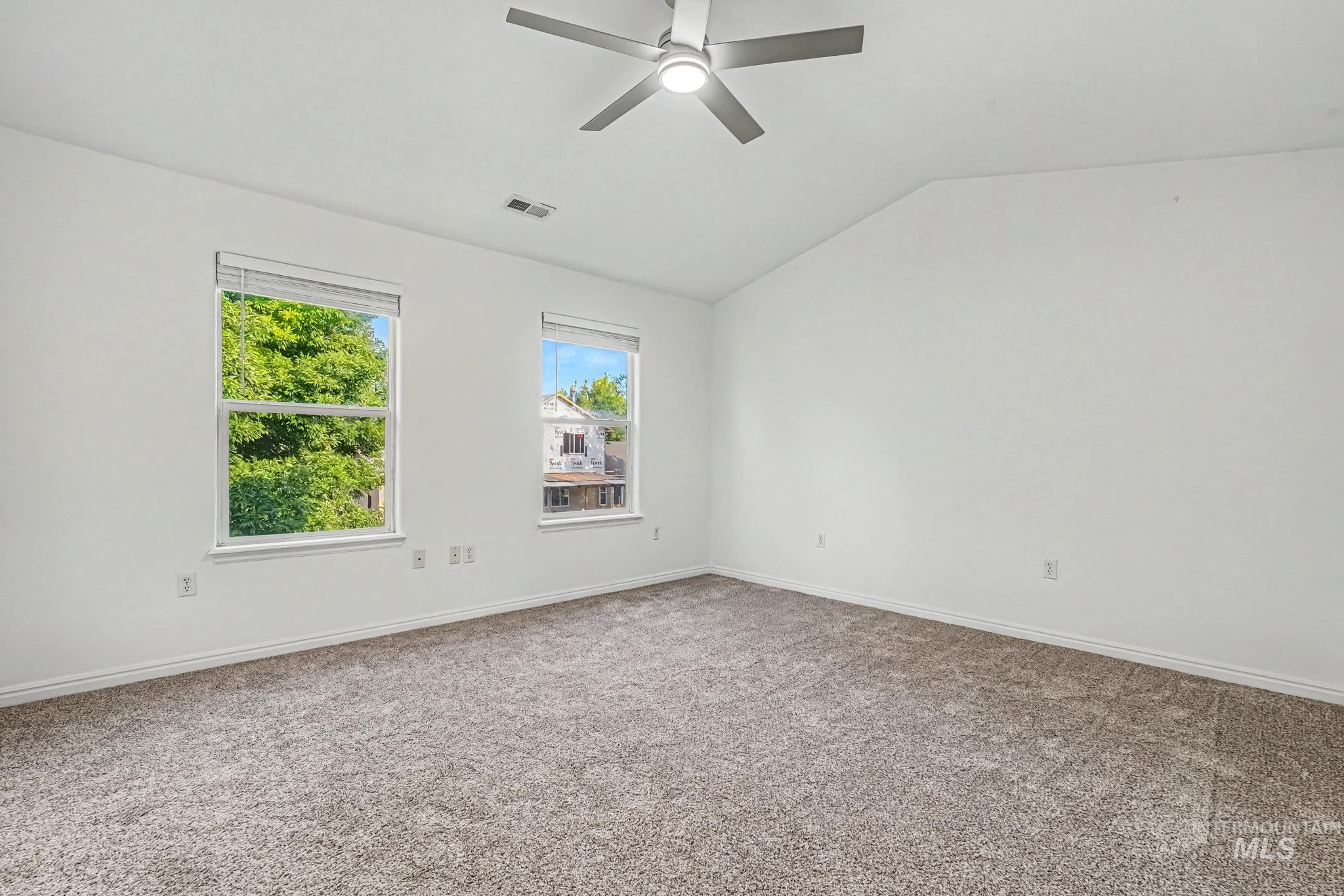 2564 N Monaco Property Photo 12