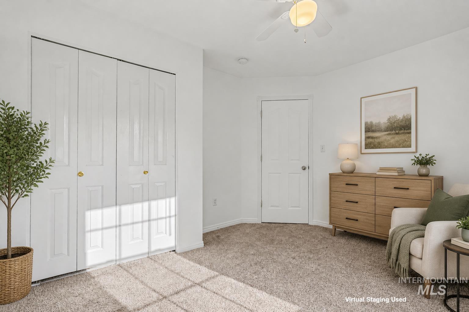 2564 N Monaco Property Photo 19