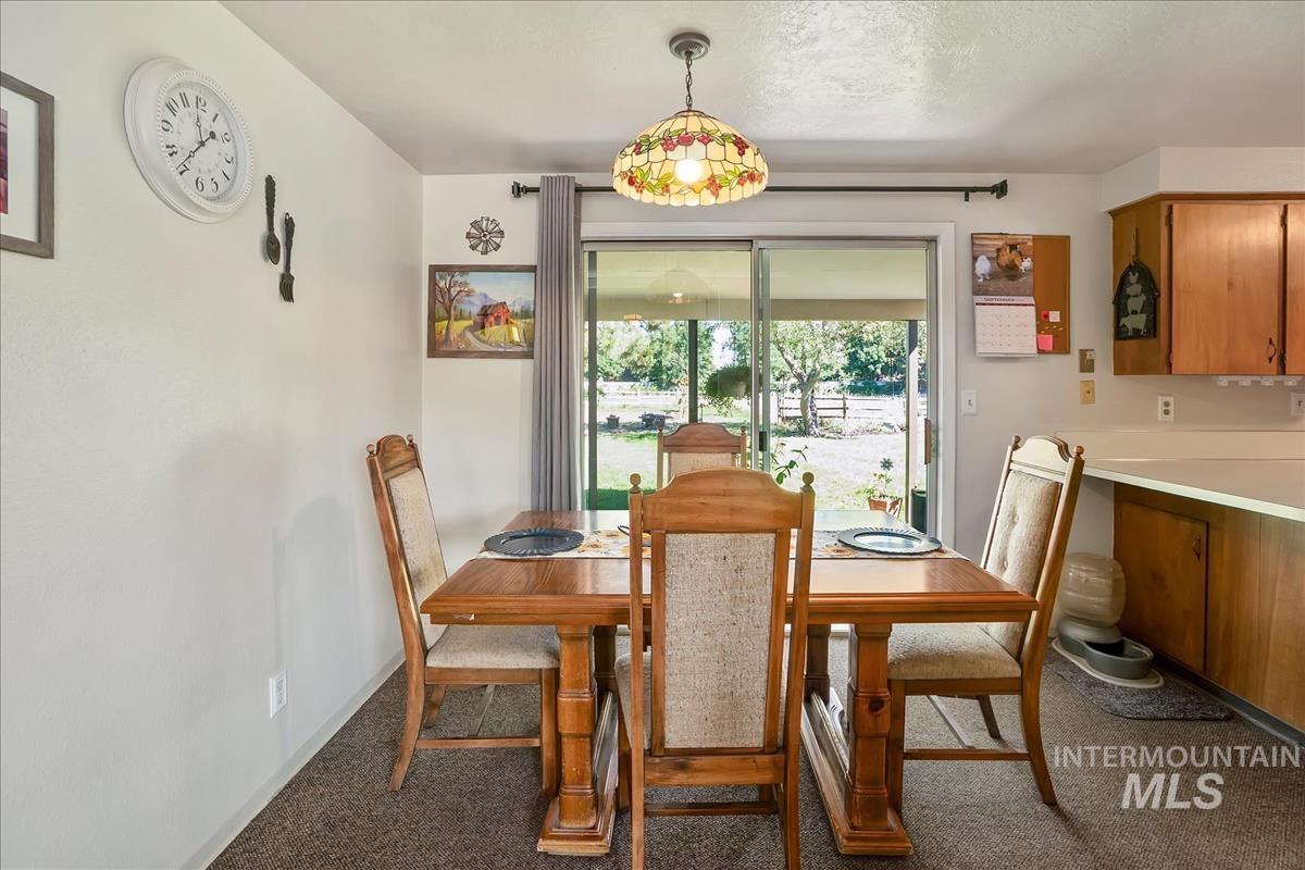 10730 W Hollandale Dr Property Photo 11