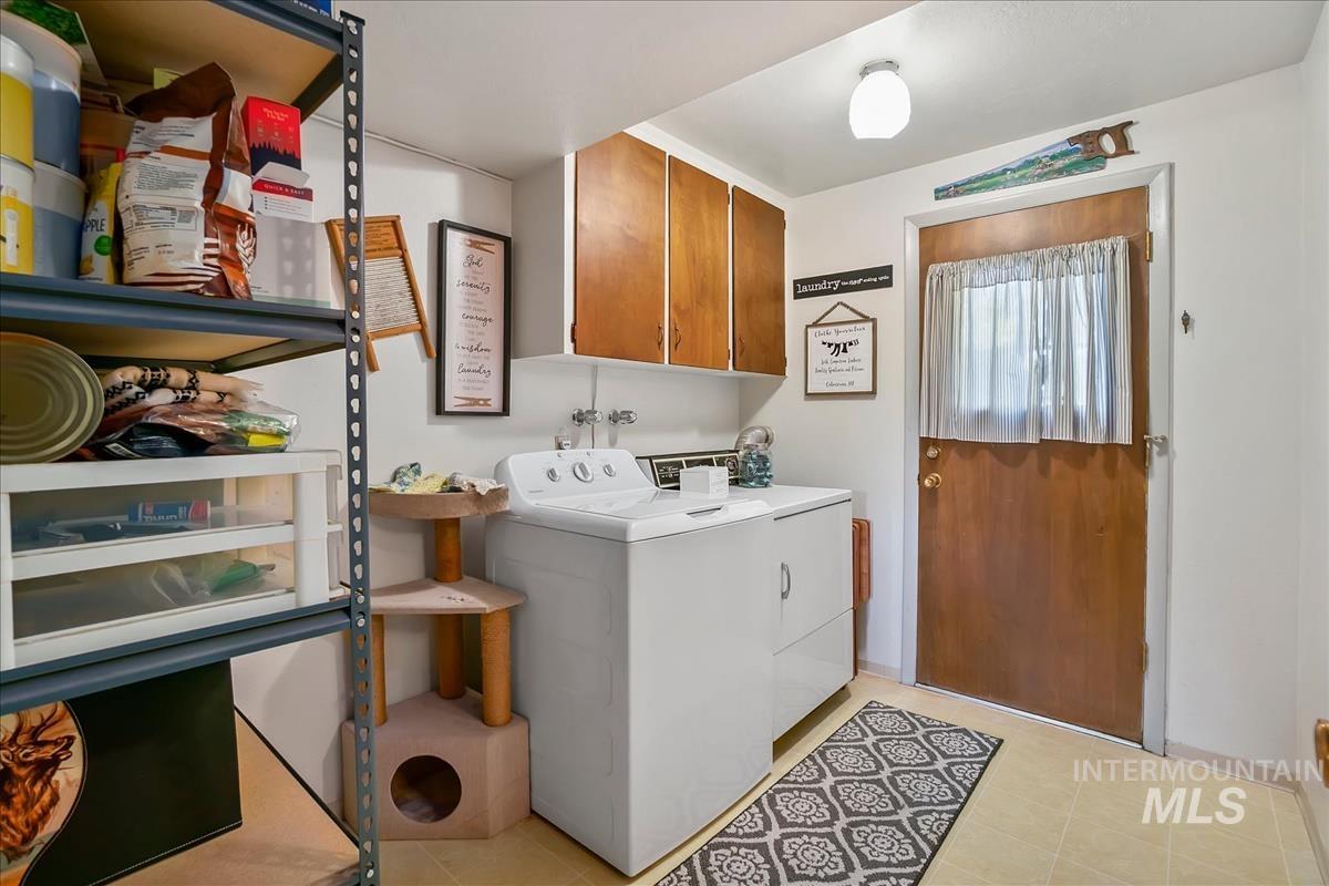 10730 W Hollandale Dr Property Photo 18