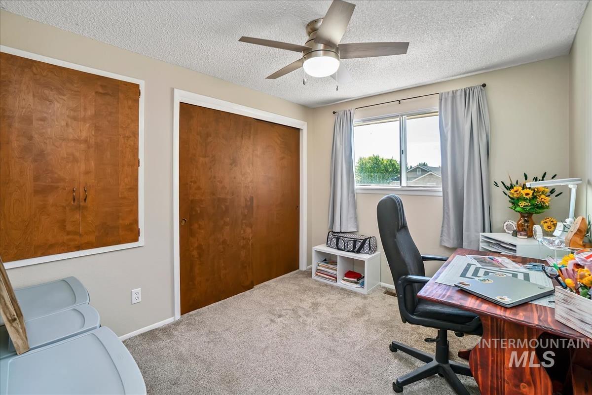 10730 W Hollandale Dr Property Photo 21