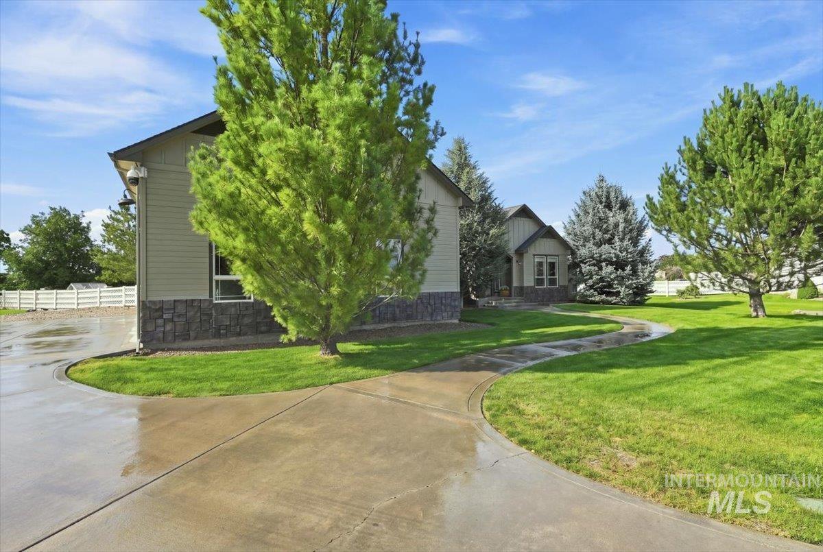 14469 Bighorn Dr Property Photo 3