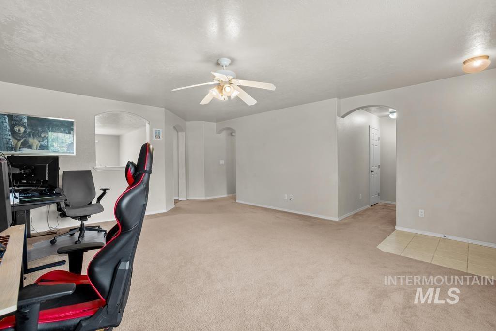 6469 S Mistyglen Ave Property Photo 8