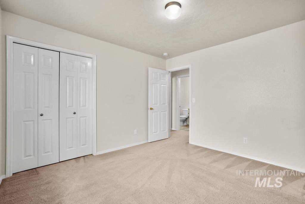 6469 S Mistyglen Ave Property Photo 24