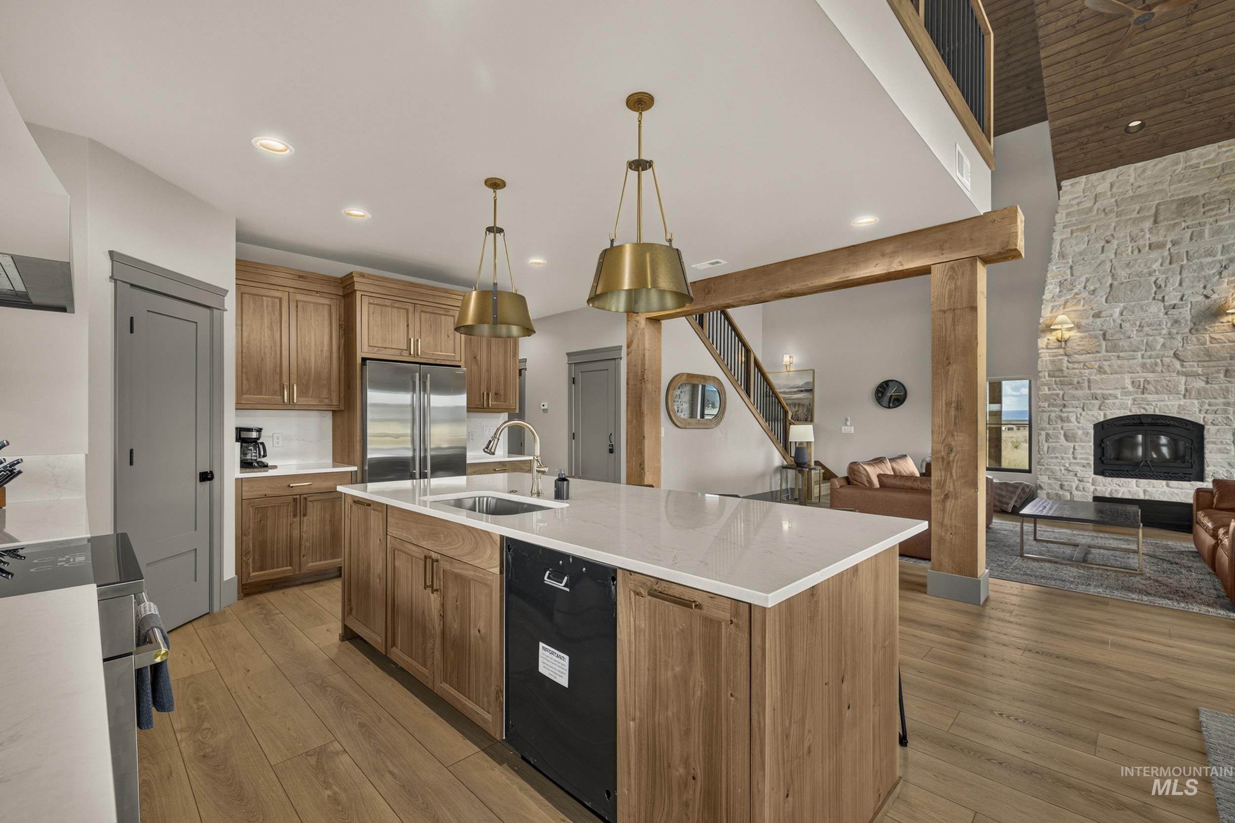 3762 Bishop Mountain Drive Property Photo 12